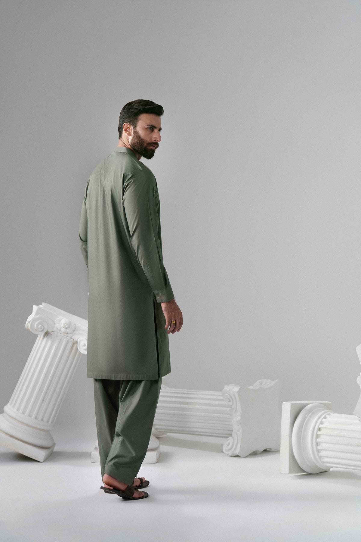 2-Piece Embroidered Suit ready-to-wear