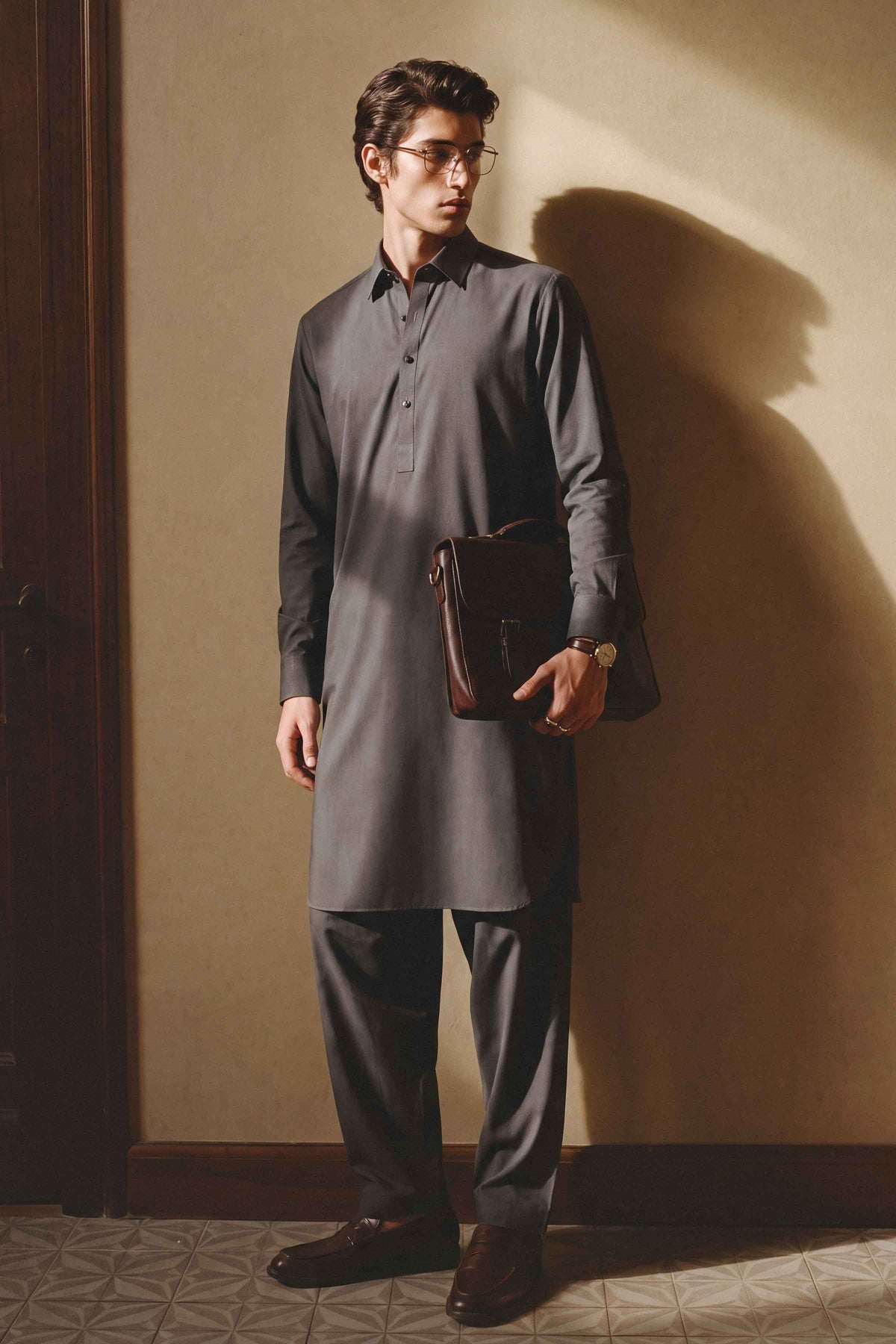 Grey 2-Piece Solid Suit in Wash & Wear ready-to-wear