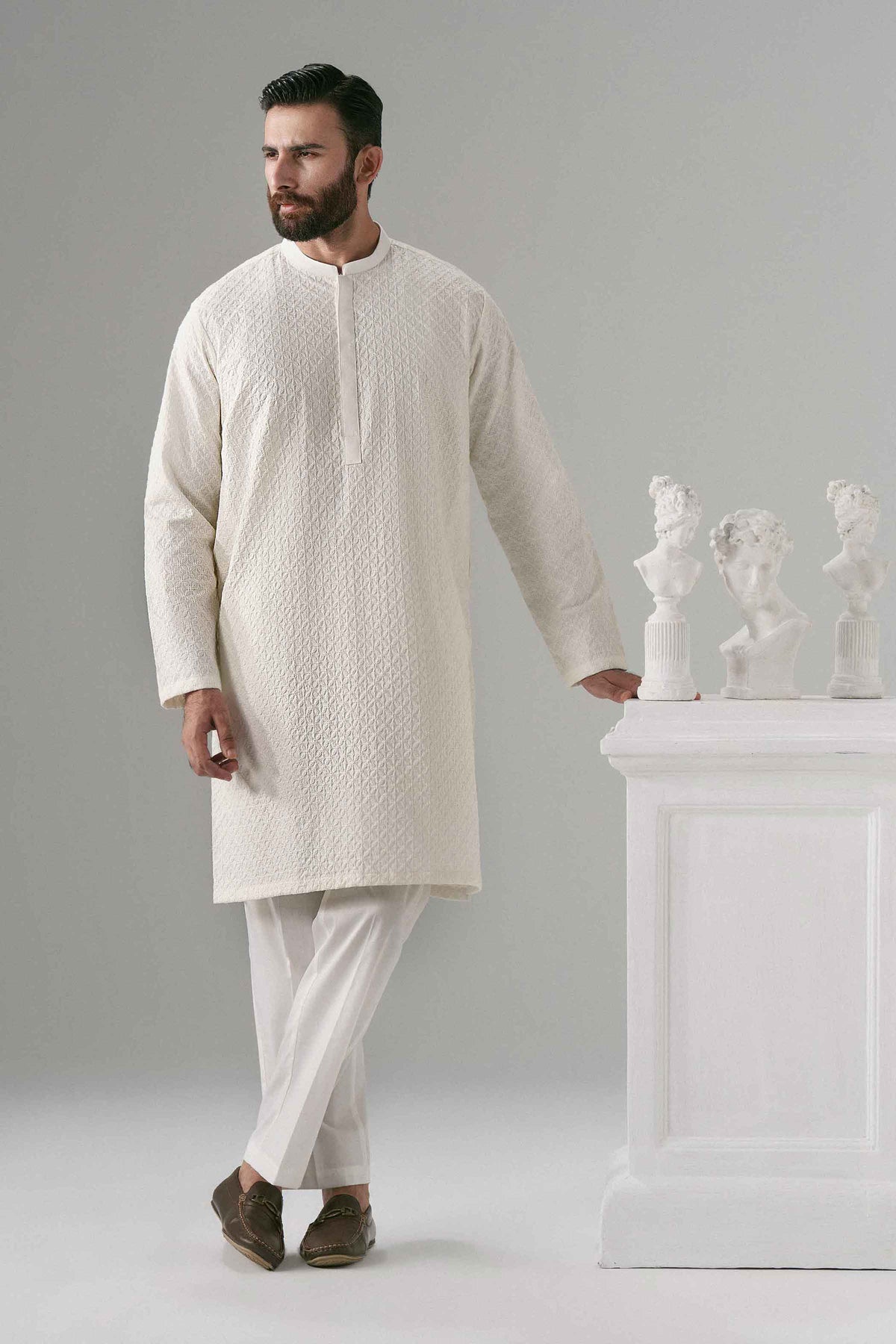 White 2-Piece Embroidered Suit in Cotton ready-to-wear
