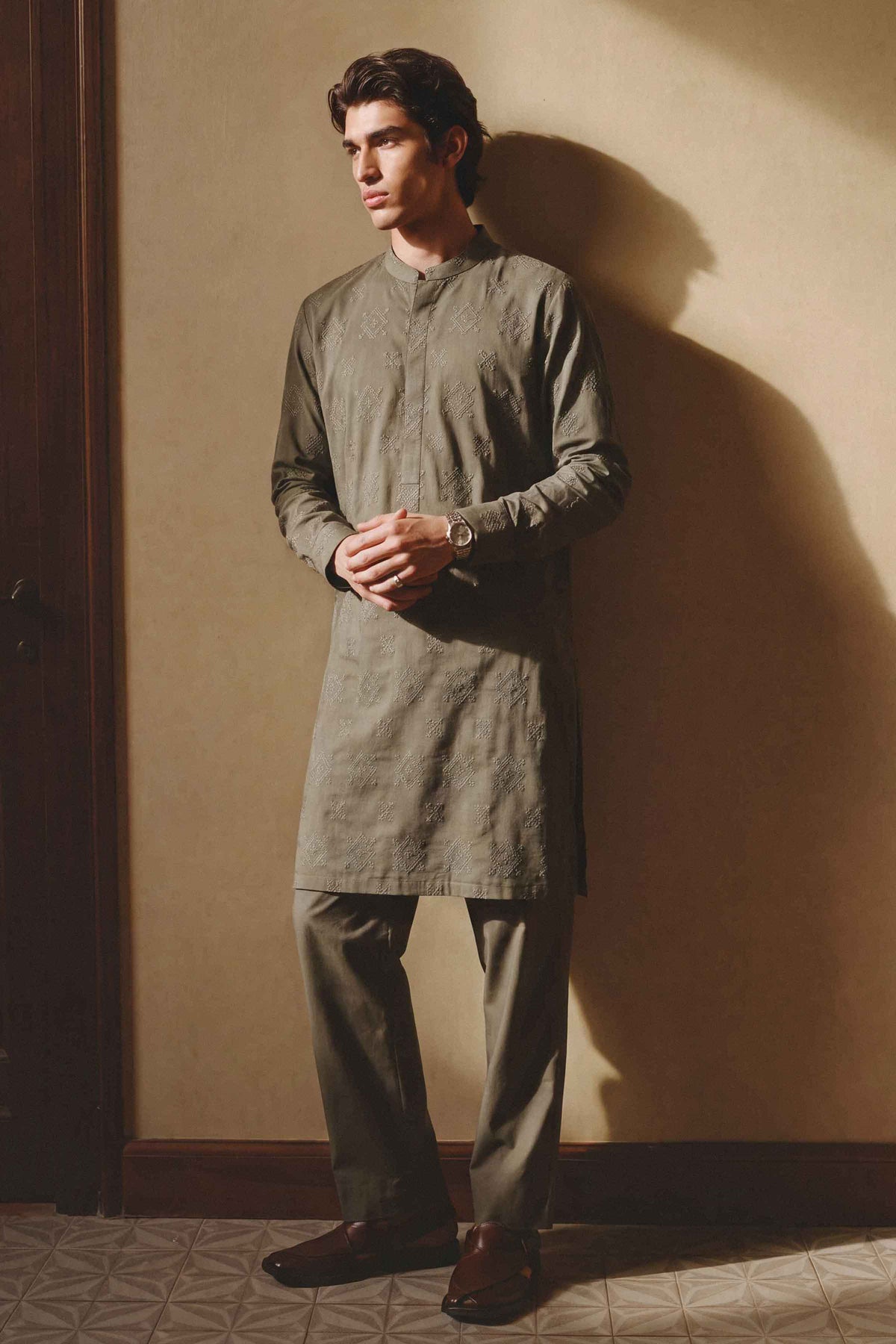 Green 2-Piece Embroidered Suit in Cotton ready-to-wear