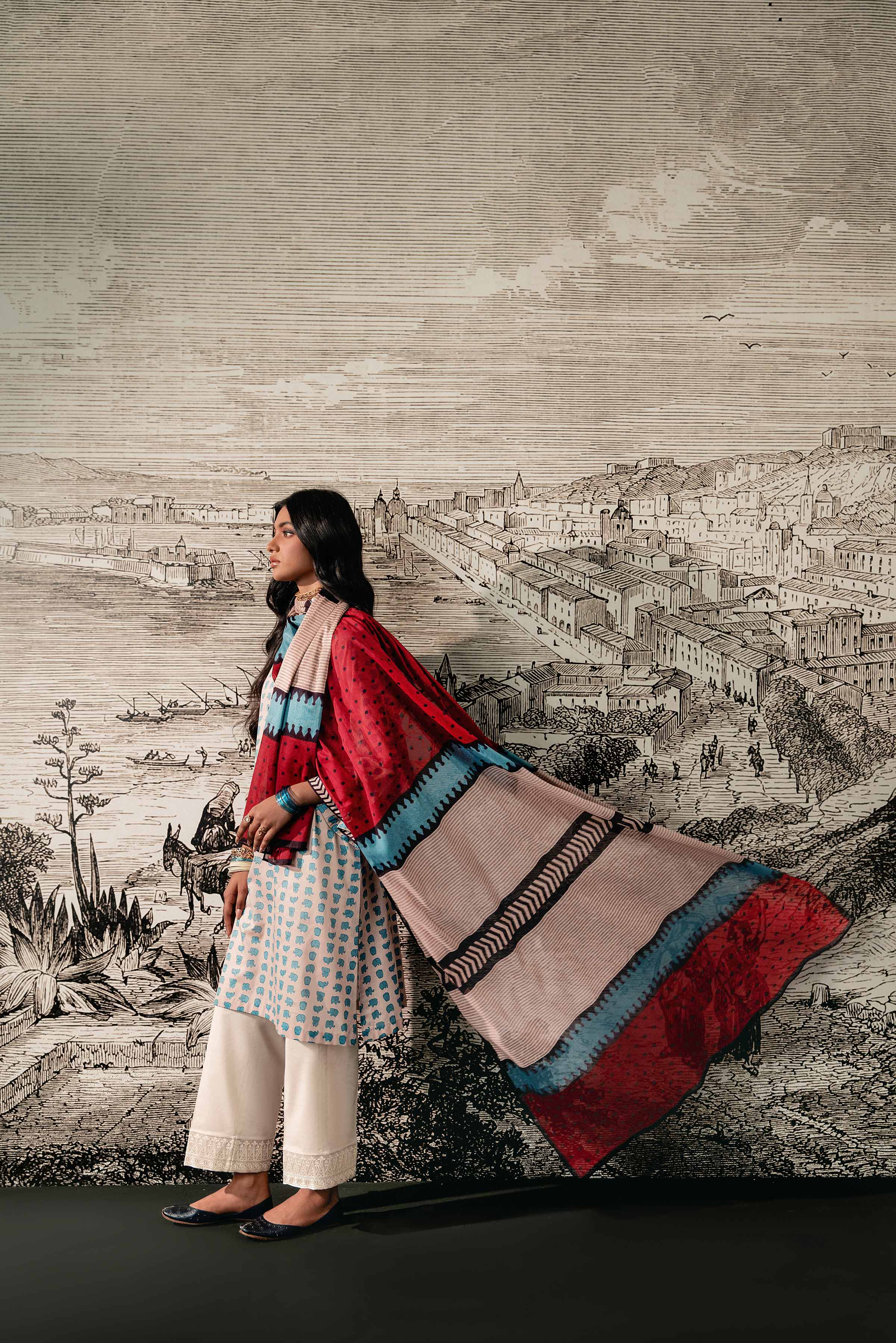 2 Piece - Printed Suit - PE23-226