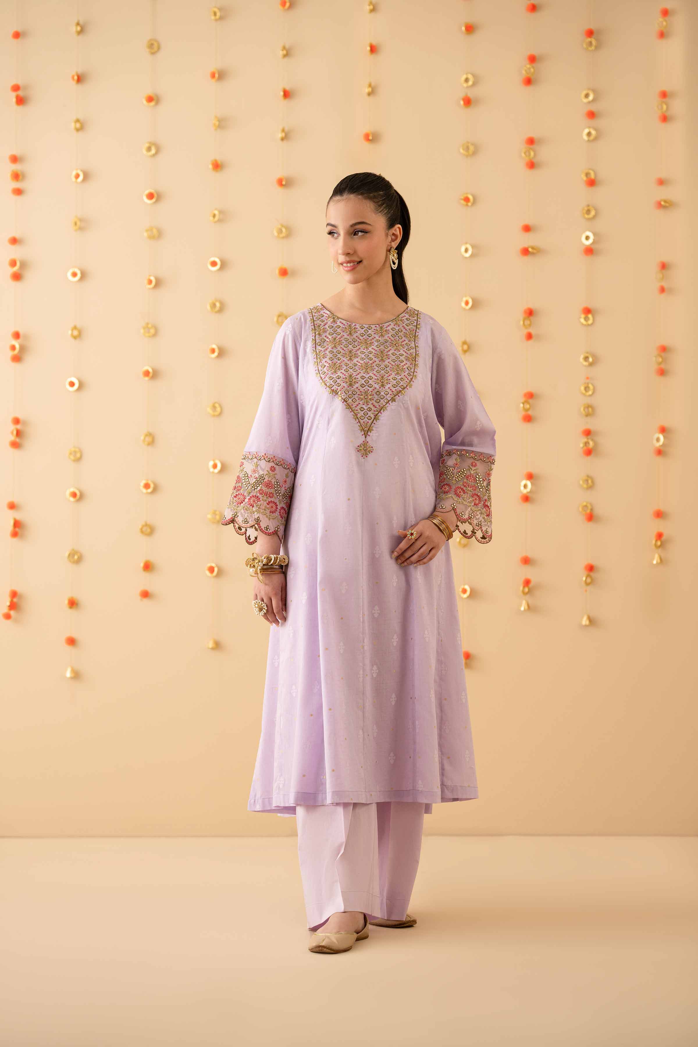 2 Piece - Embroidered Suit - PE25-142
