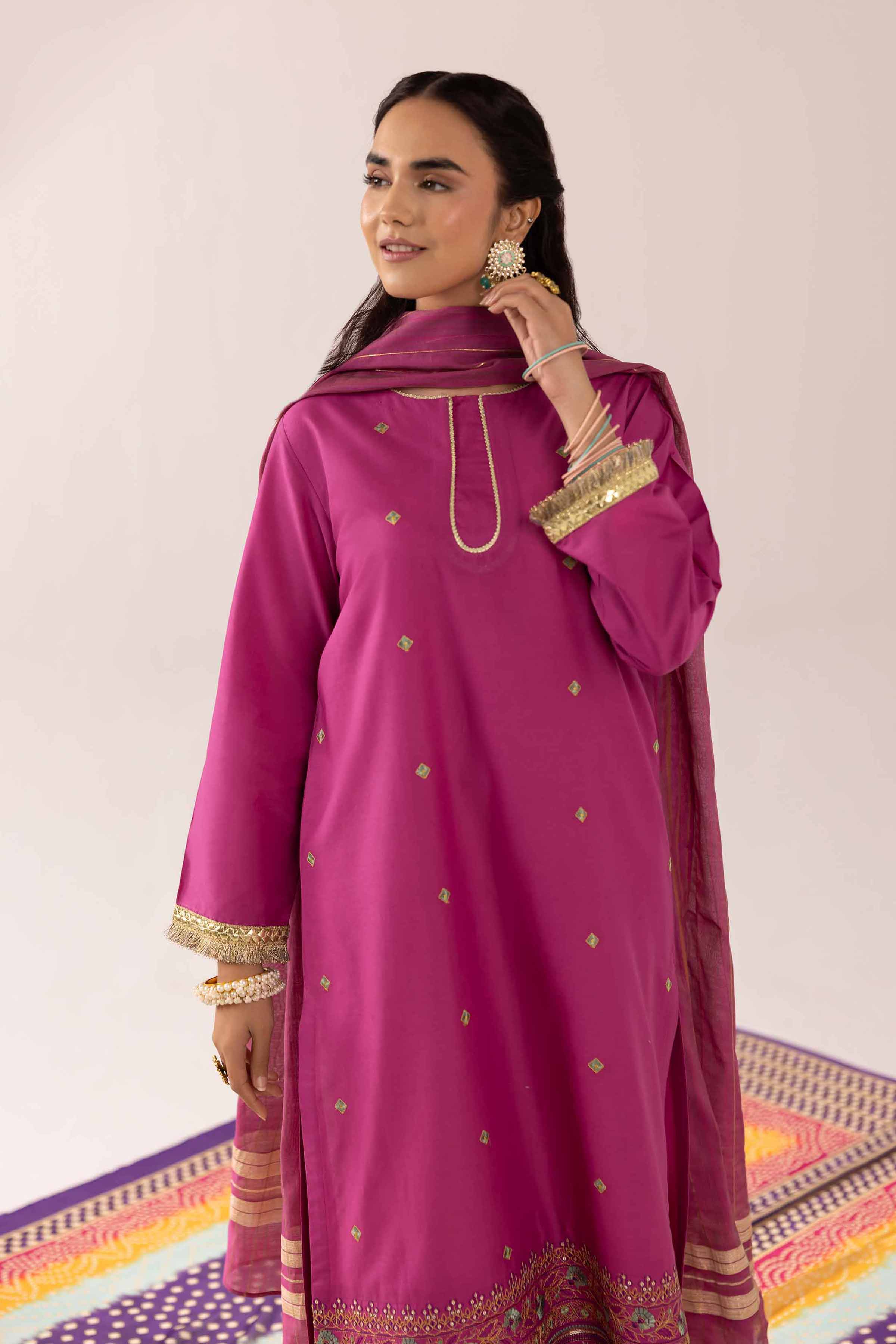 2 Piece - Embroidered Suit - PE25-253