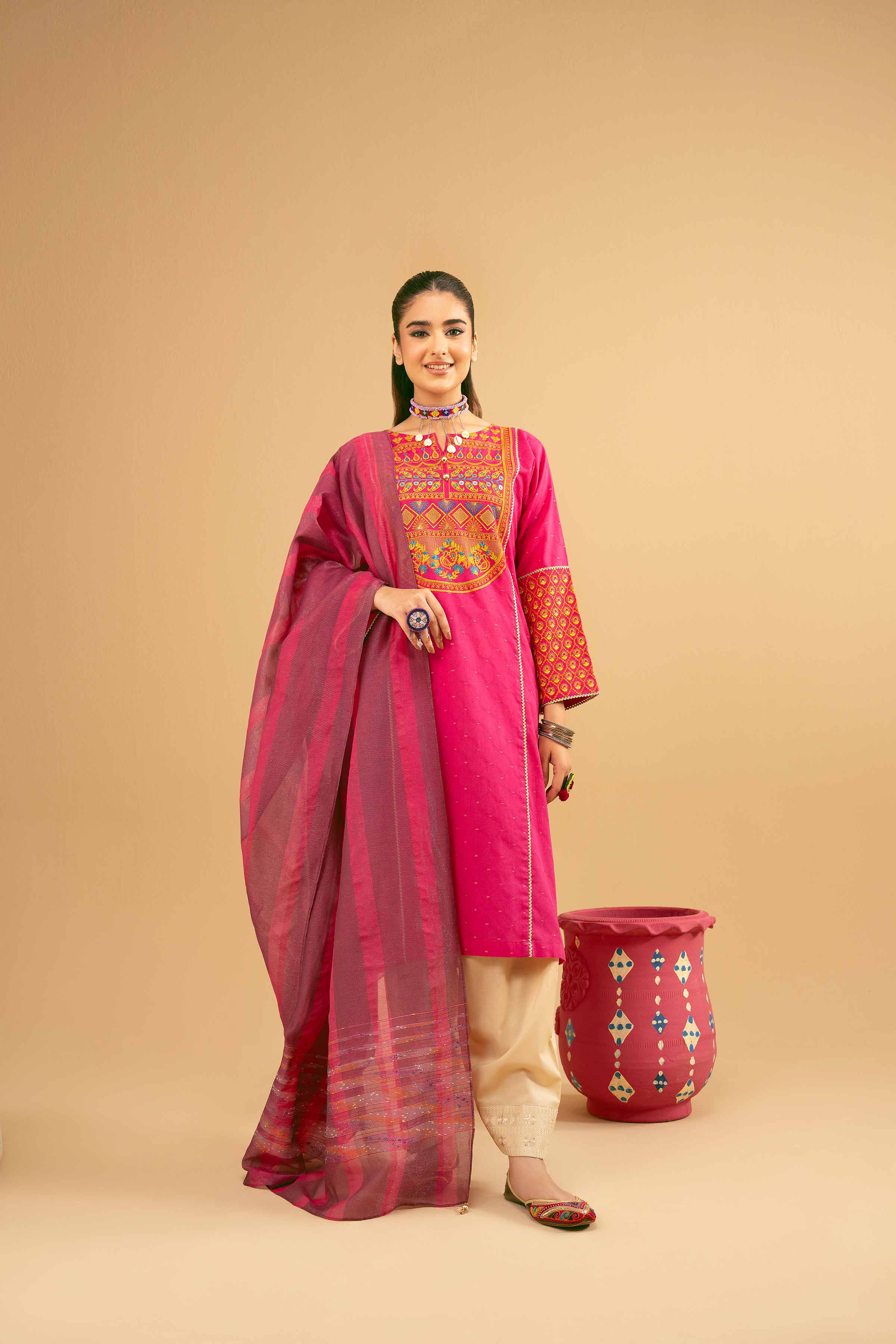 2 Piece - Embroidered Suit - PE25-361