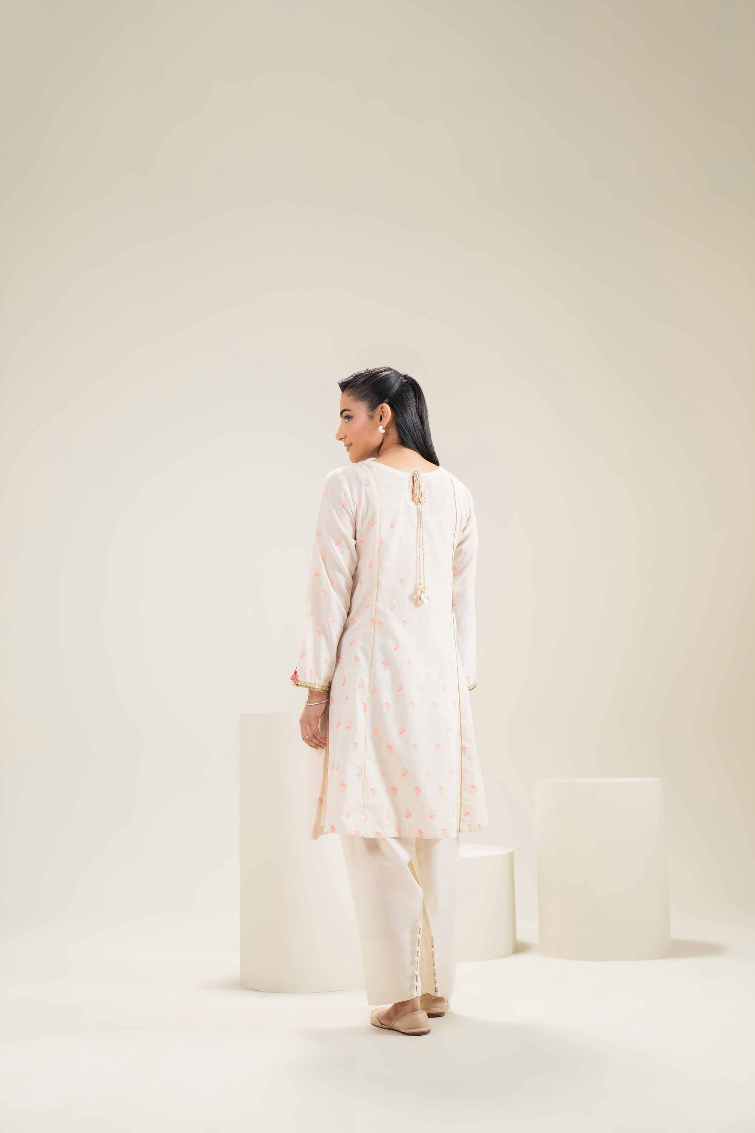 2 Piece - Embroidered Suit - PE25-44