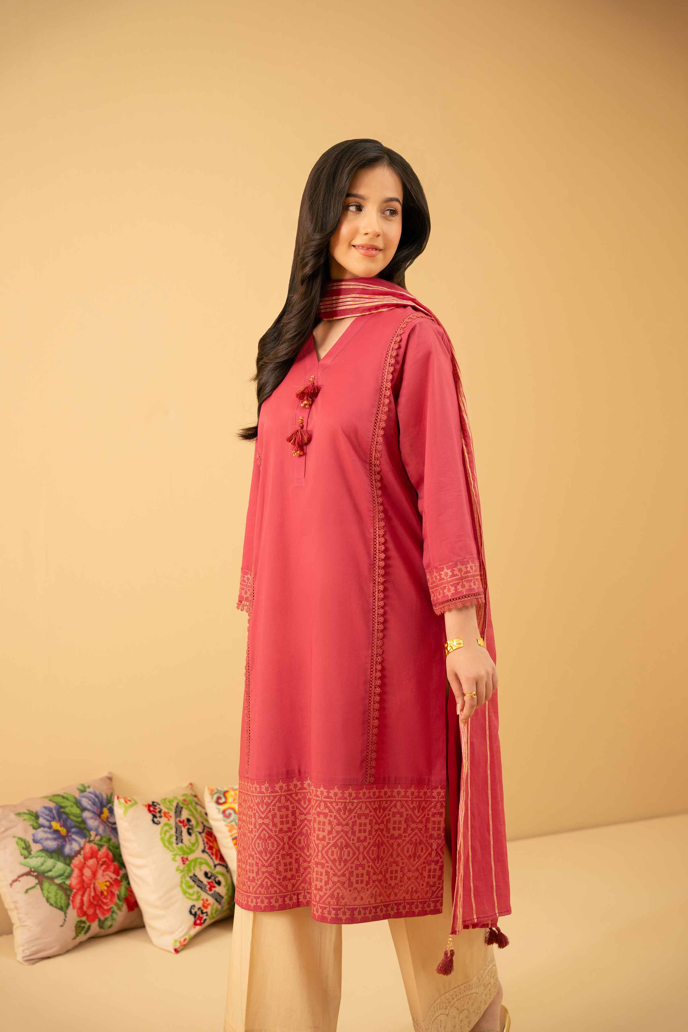 2 Piece - Embroidered Suit - PE25-474