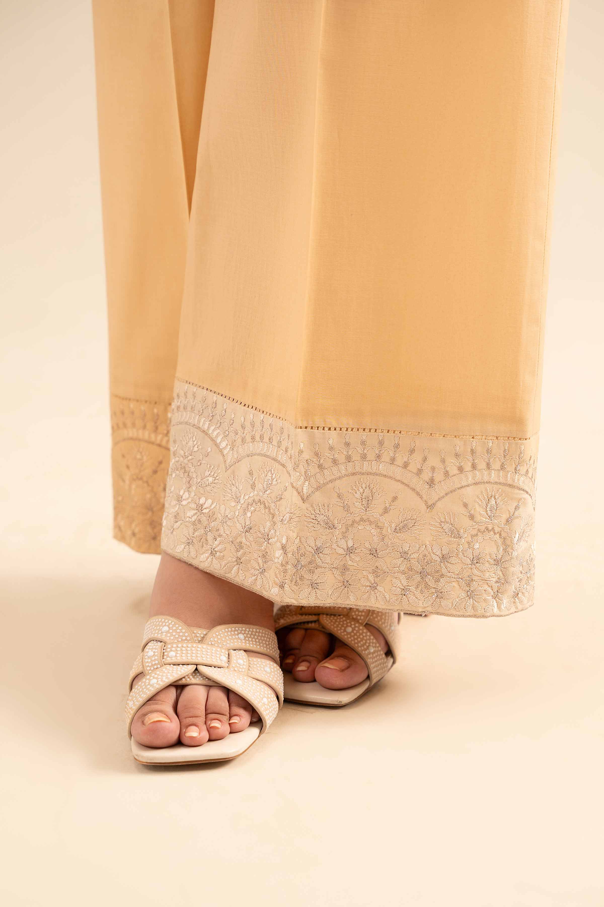 Embroidered Trousers - PE25-55