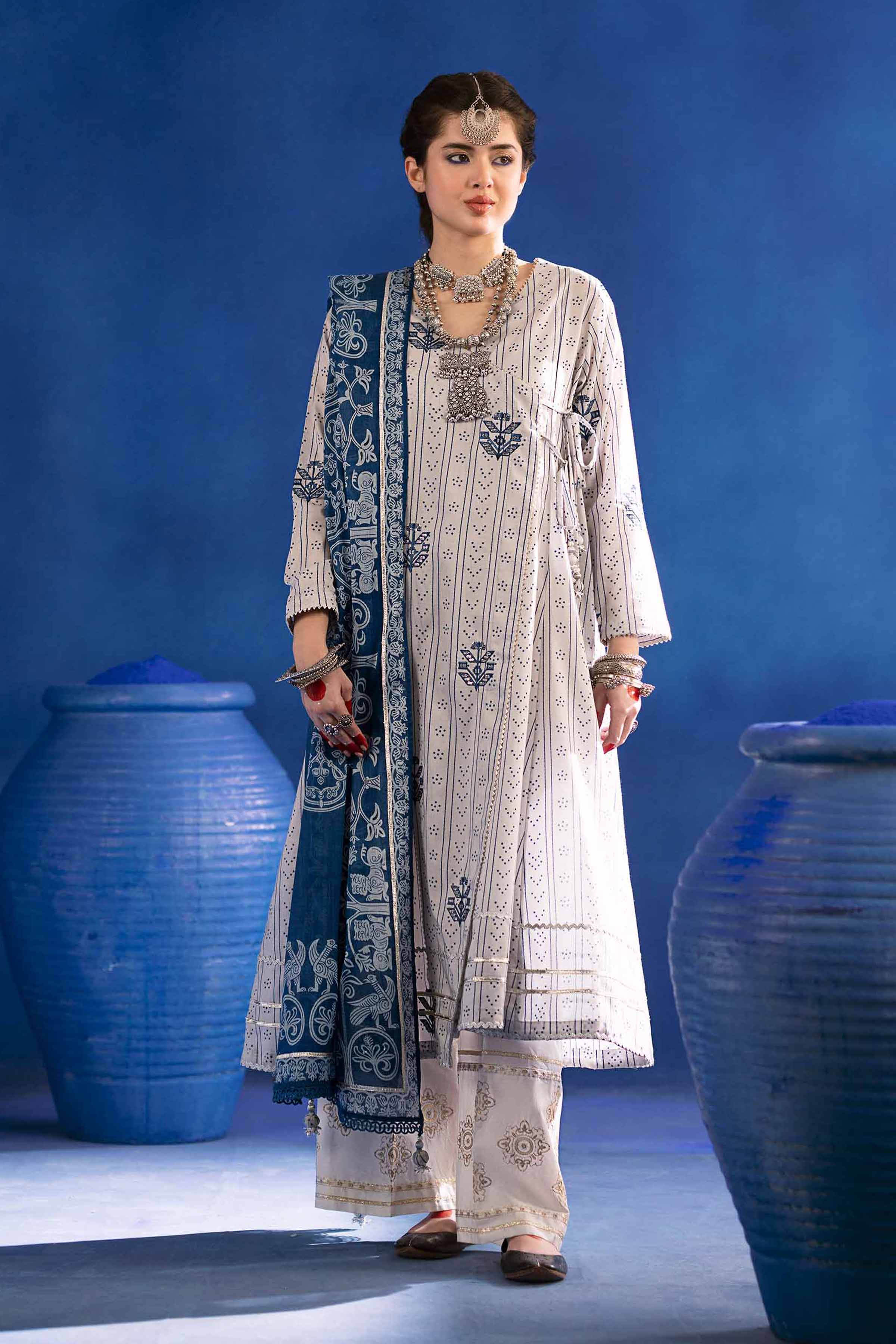 2 Piece - Printed Embroidered Suit - PE25-64