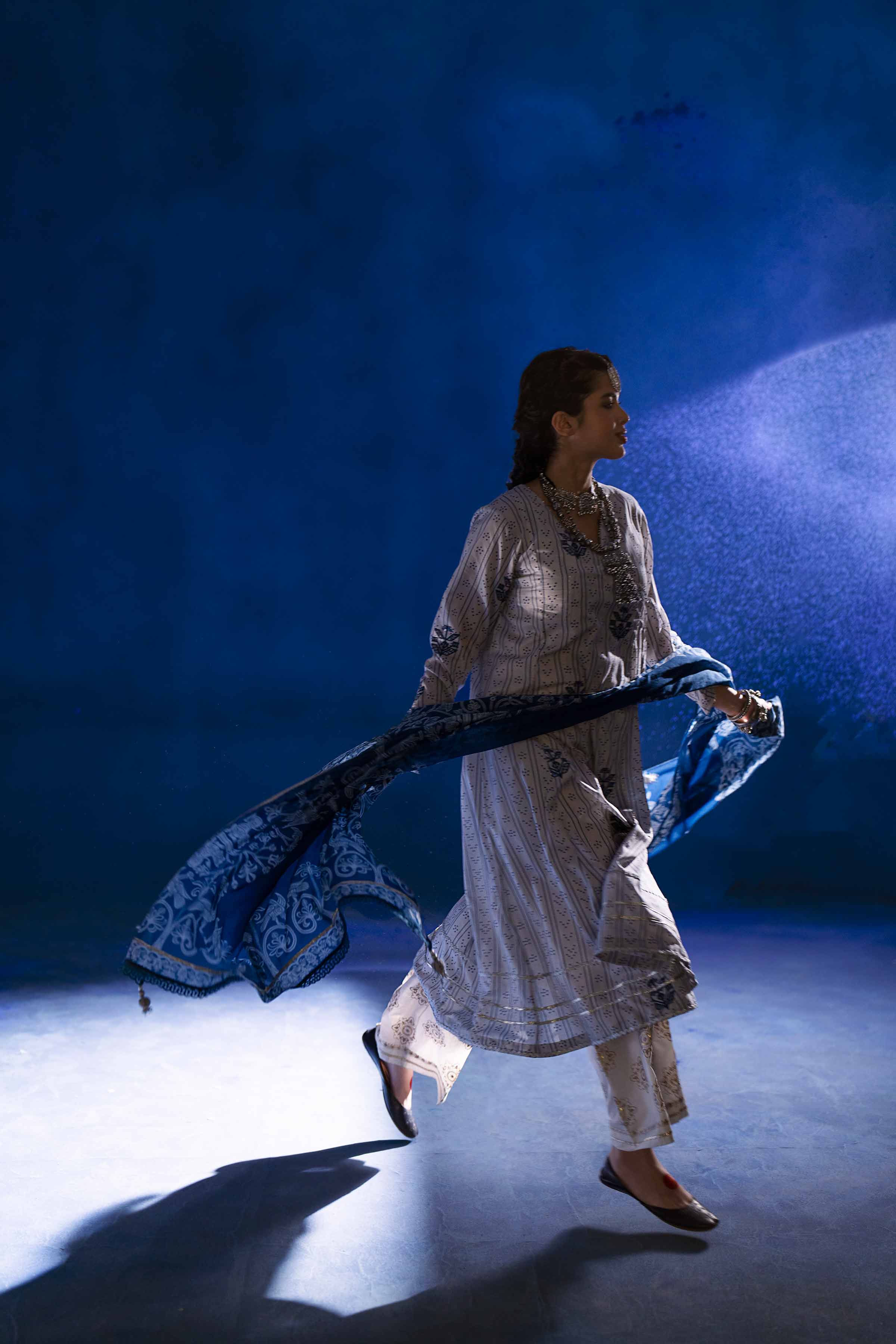 2 Piece - Printed Embroidered Suit - PE25-64