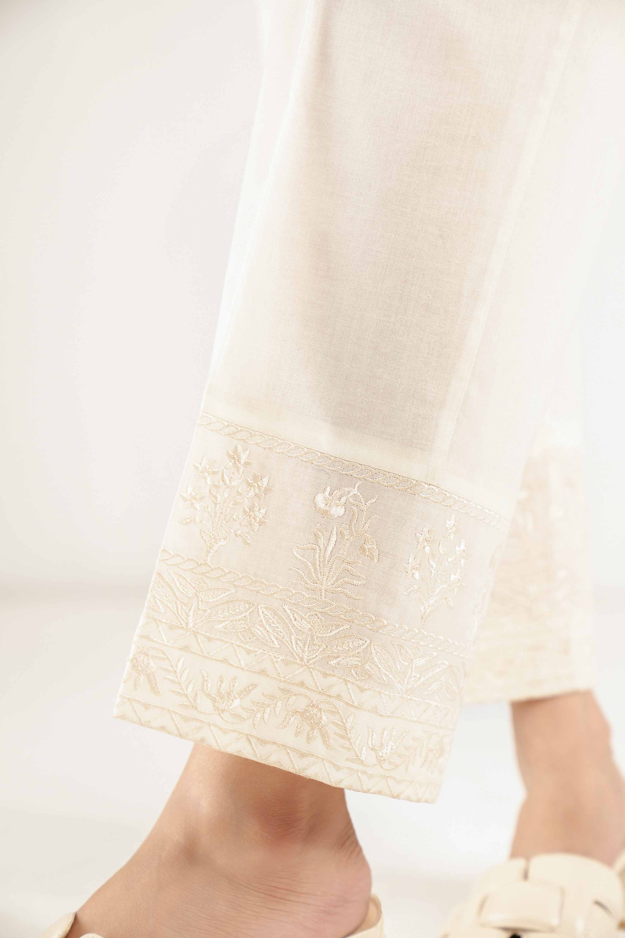 Embroidered Trousers - PE25-78