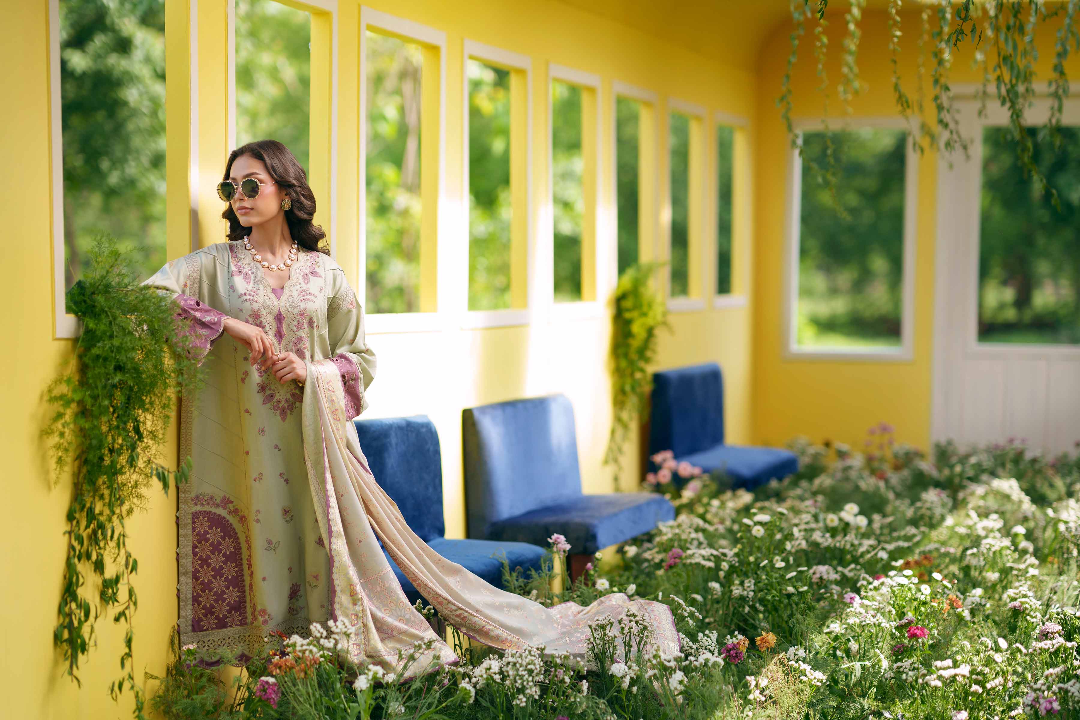 3 Piece - Embroidered Suit - PE26-126