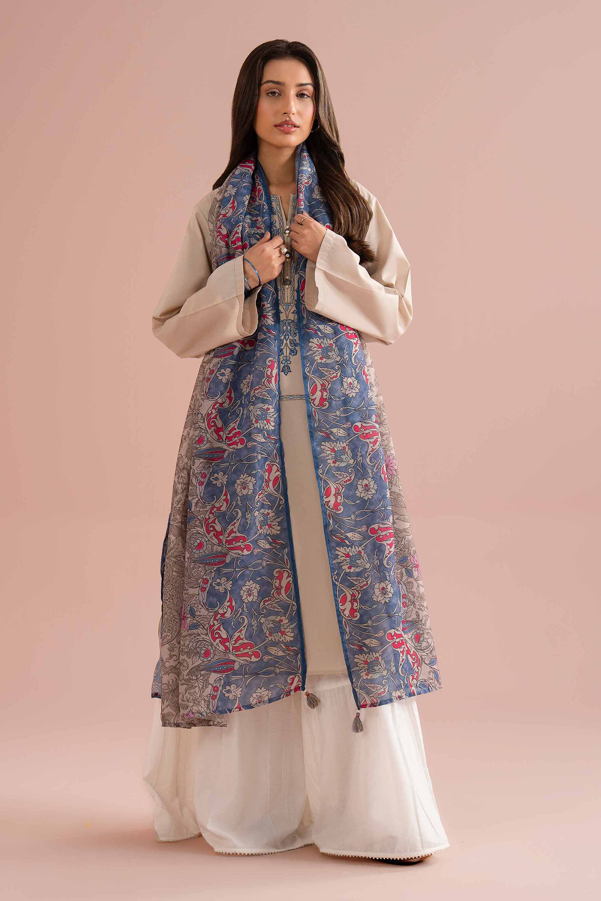 2 Piece - Embroidered Suit - PE26-142