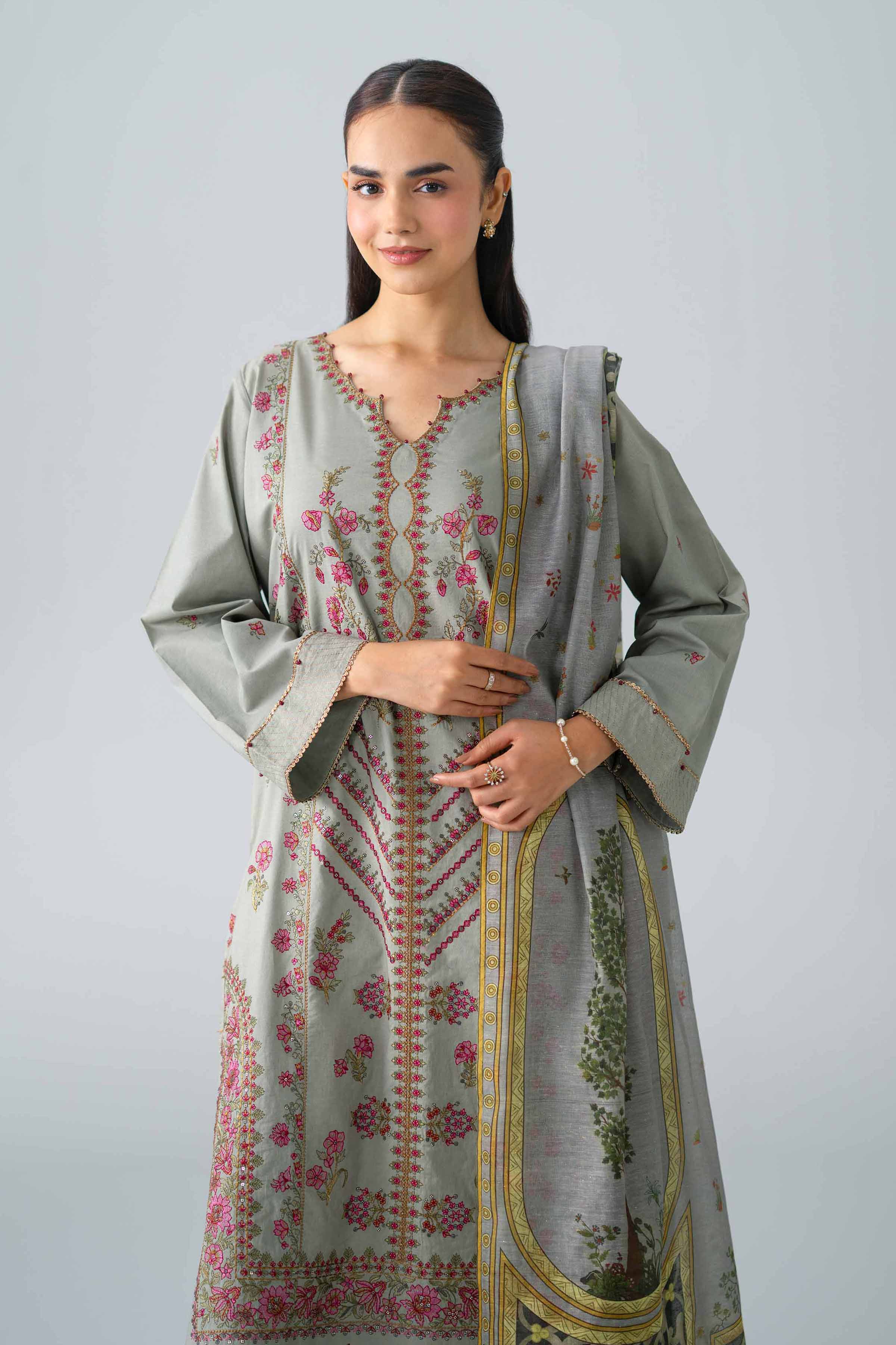 2 Piece - Embroidered Suit - PE26-145