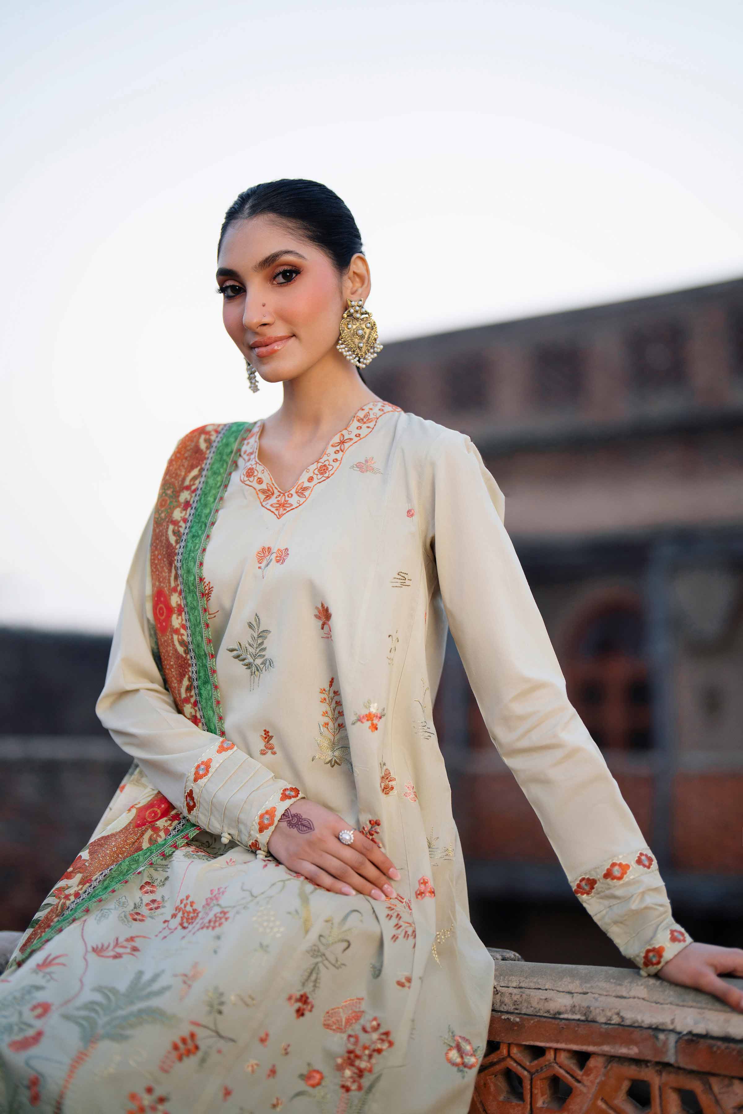 3 Piece - Printed Embroidered Suit - PE26-147 Green Cambric 3PC Embroidered READY TO WEAR