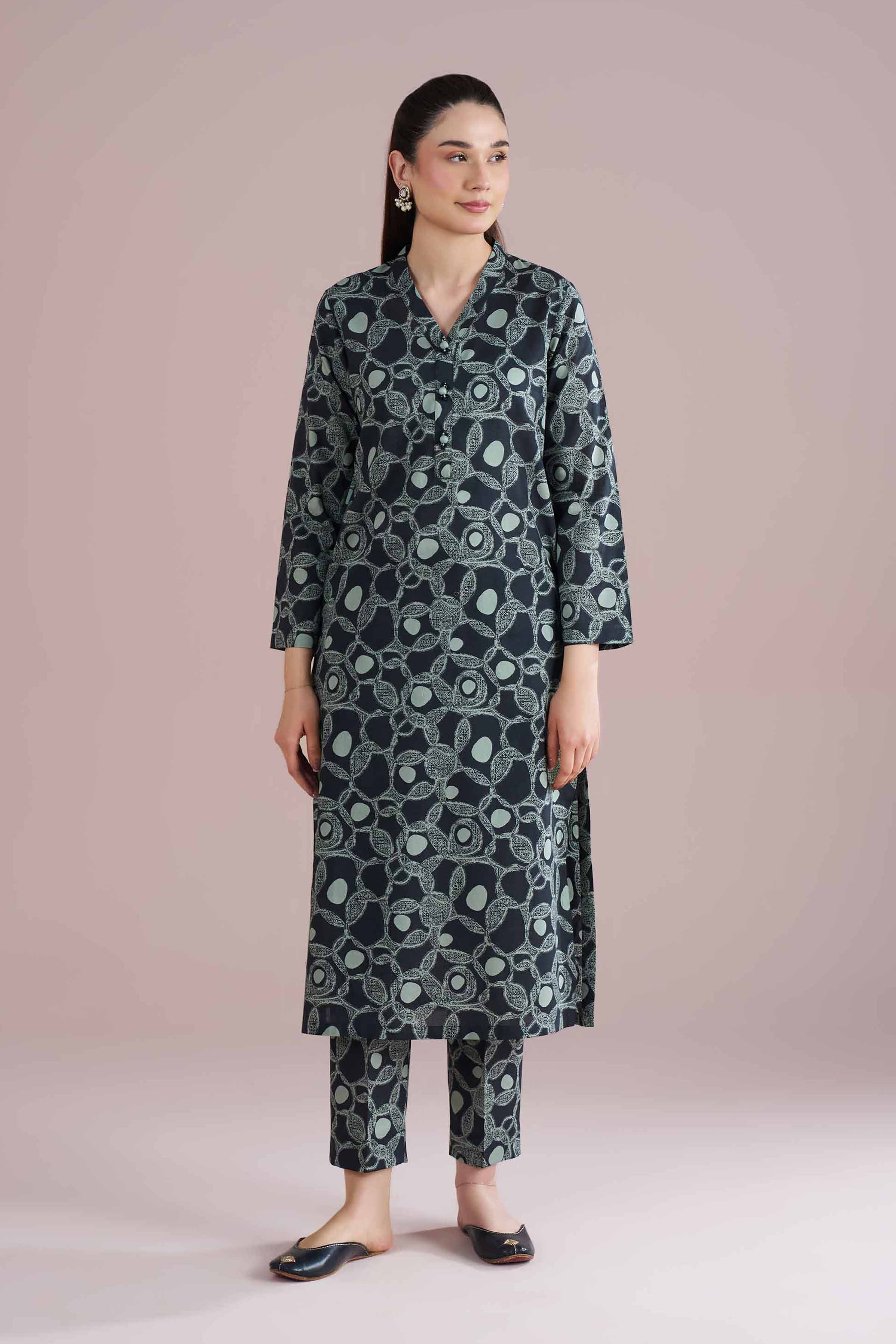 2 Piece - Printed Suit - PE26-175 Black Cambric 2PC Printed READY TO WEAR