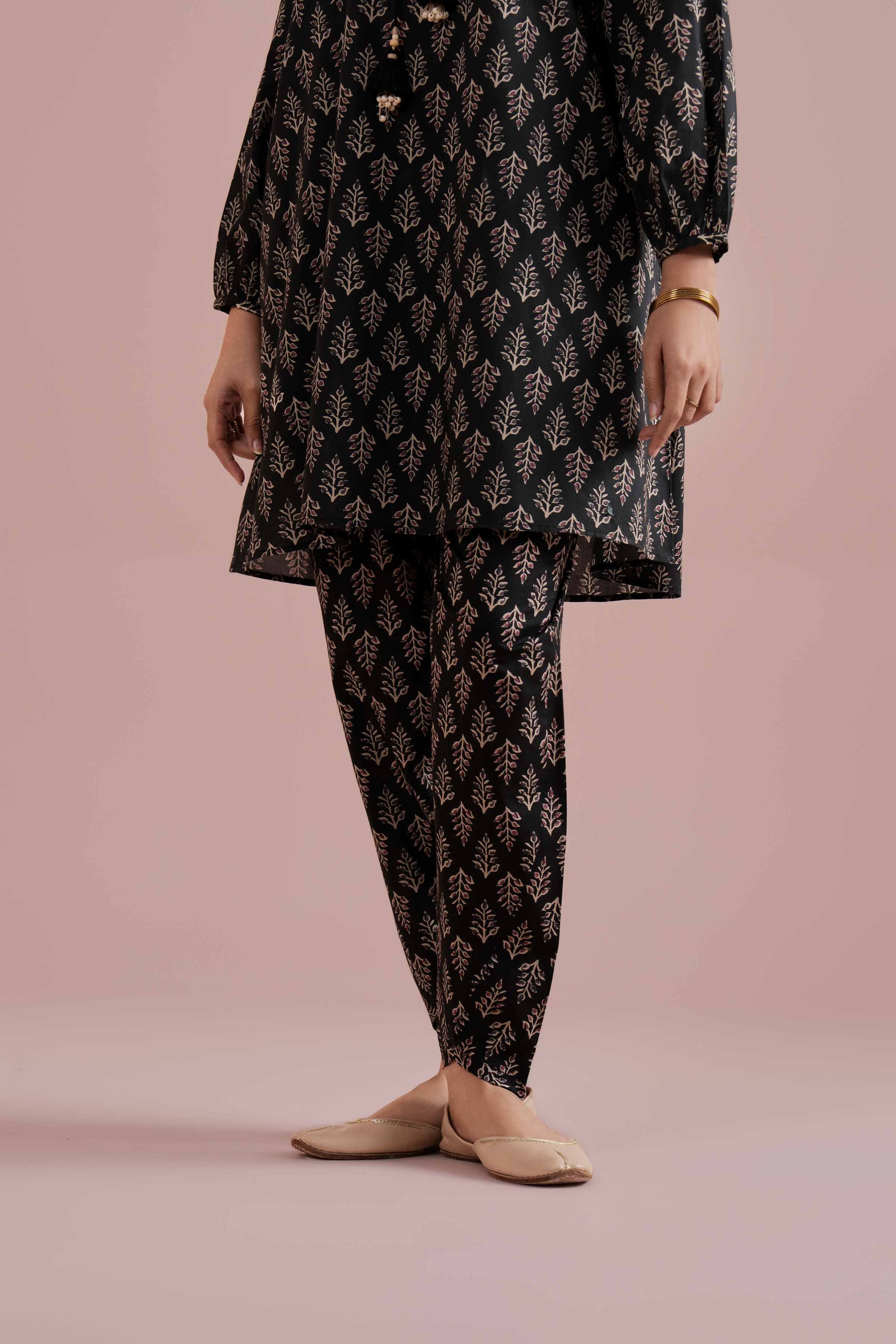 2 Piece - Printed Suit - PE26-176 Black Cambric 2PC Printed READY TO WEAR