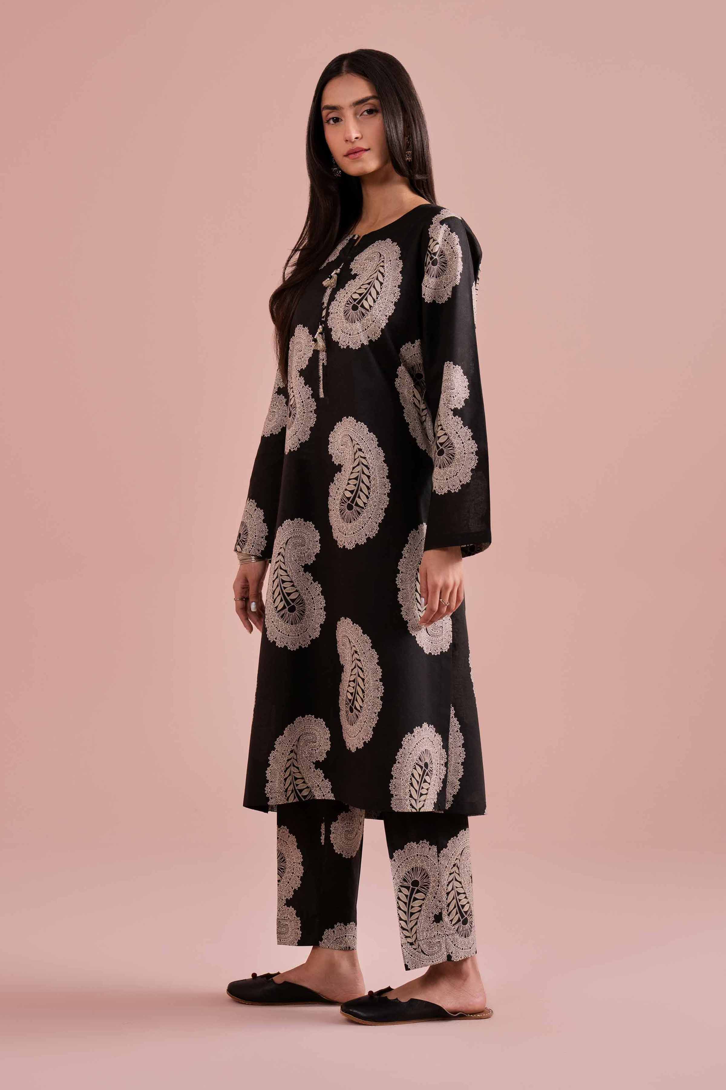 2 Piece - Printed Suit - PE26-189 Black Cambric 2PC Printed READY TO WEAR