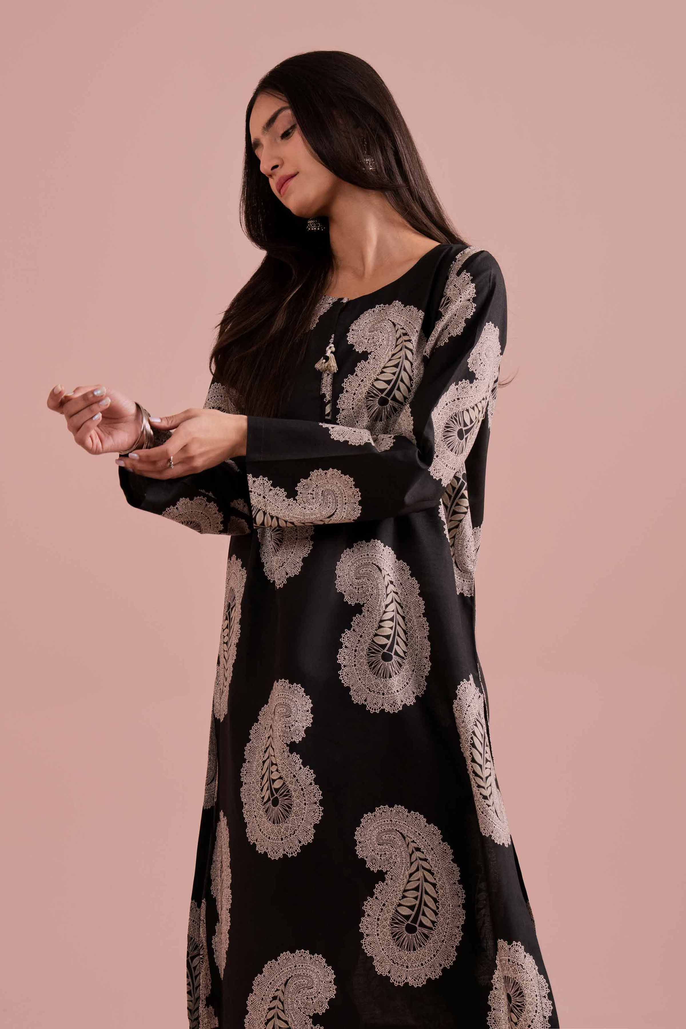 2 Piece - Printed Suit - PE26-189 Black Cambric 2PC Printed READY TO WEAR