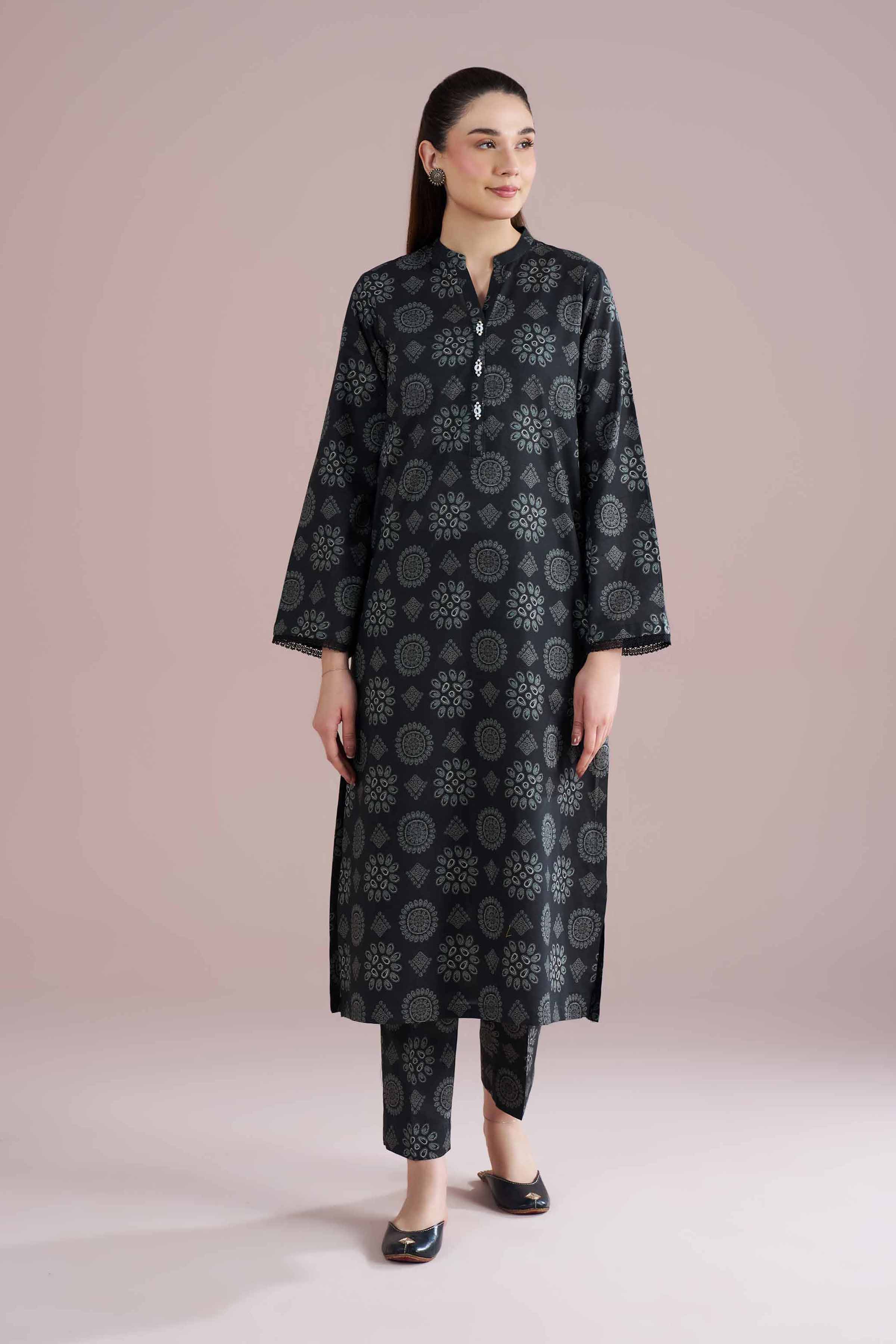 2 Piece - Printed Suit - PE26-190 Black Cambric 2PC Printed READY TO WEAR
