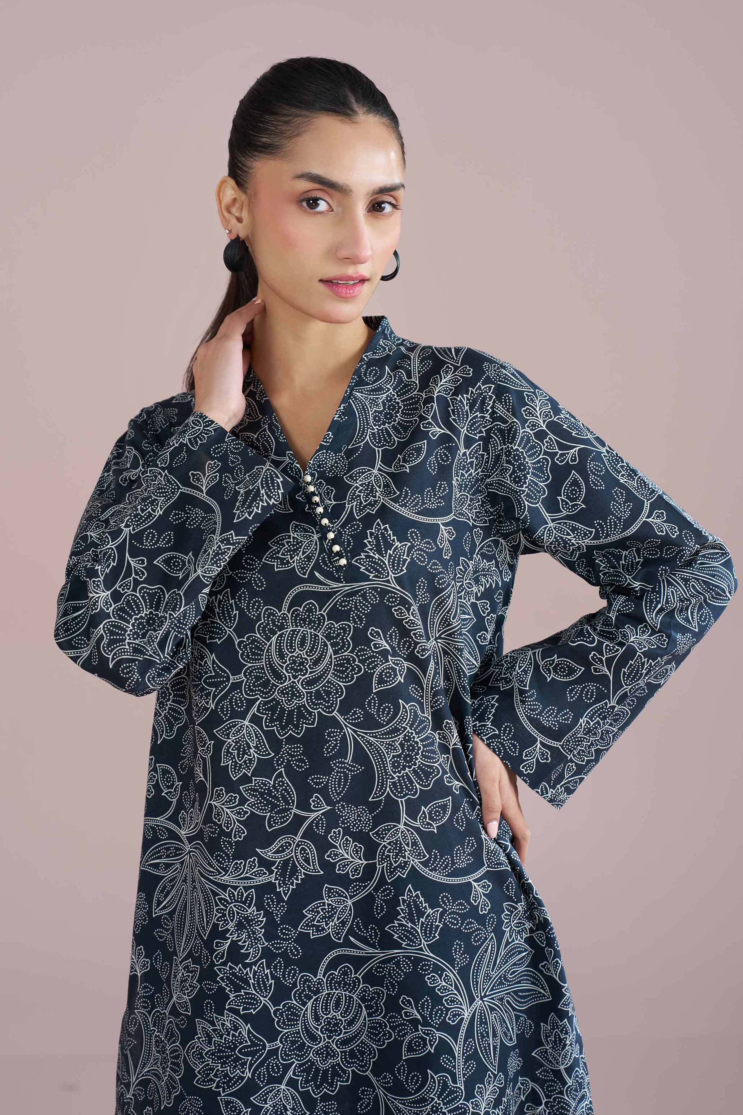 2 Piece - Printed Suit - PE26-196 Black Cambric 2PC Printed READY TO WEAR