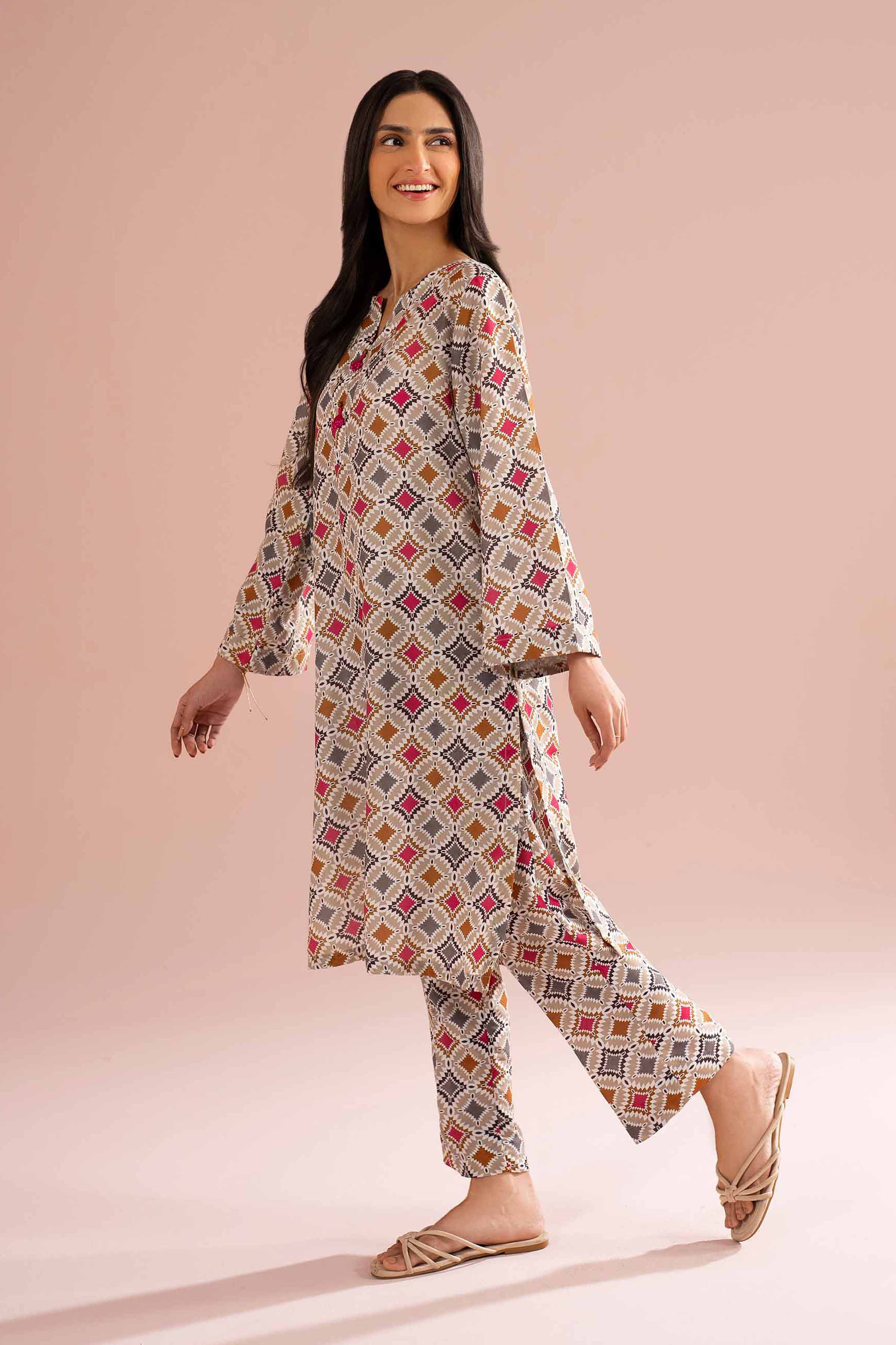2 Piece - Printed Suit - PE26-21 NishatUAE Beige Lawn 2PC Printed Ready To Wear