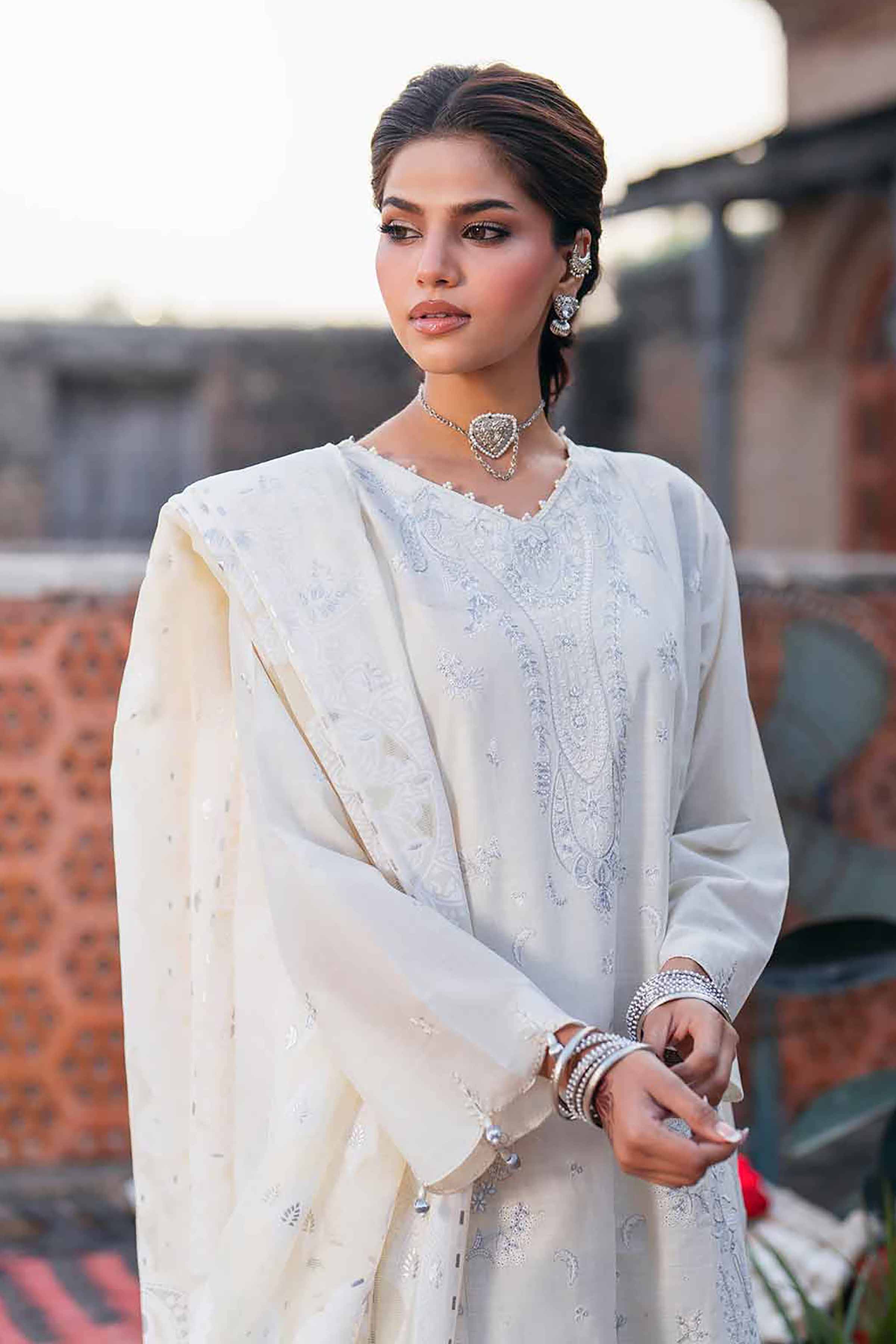 3 Piece - Embroidered Suit - PE26-313 Off White Cross Hatch 3PC Embroidered READY TO WEAR