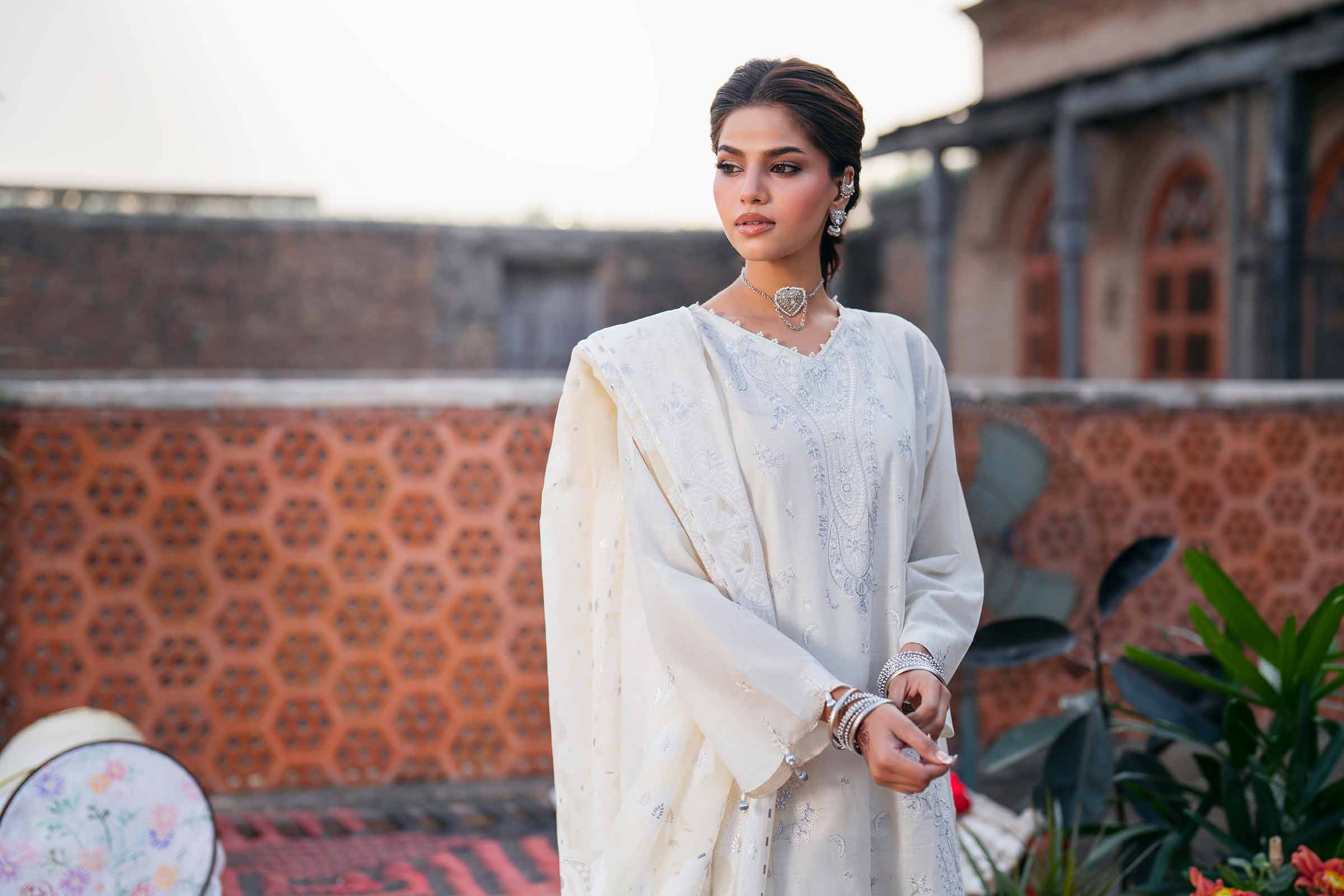 3 Piece - Embroidered Suit - PE26-313 Off White Cross Hatch 3PC Embroidered READY TO WEAR