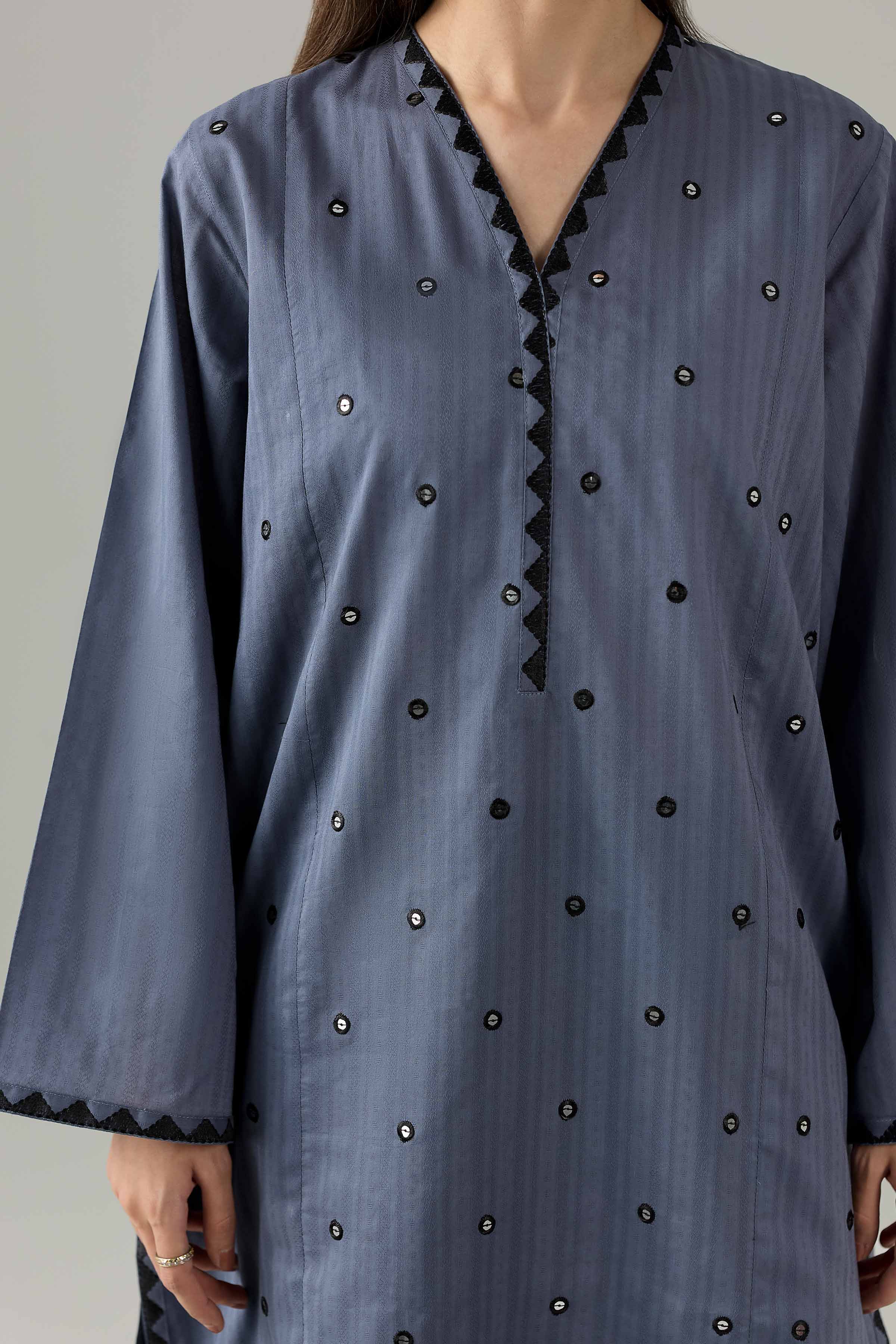 Embroidered Shirt - PE26-384