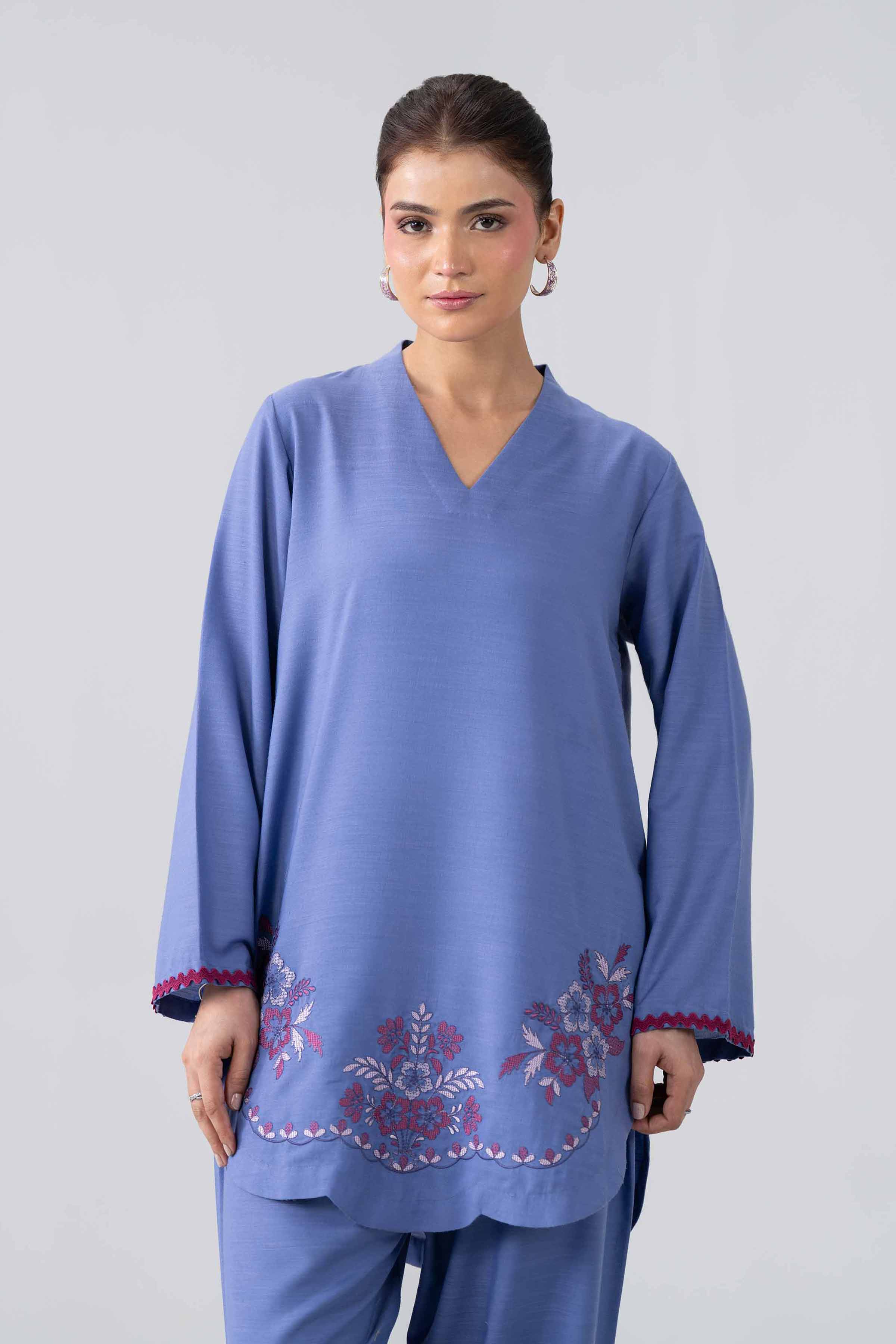 2 Piece - Embroidered Suit - PE26-410