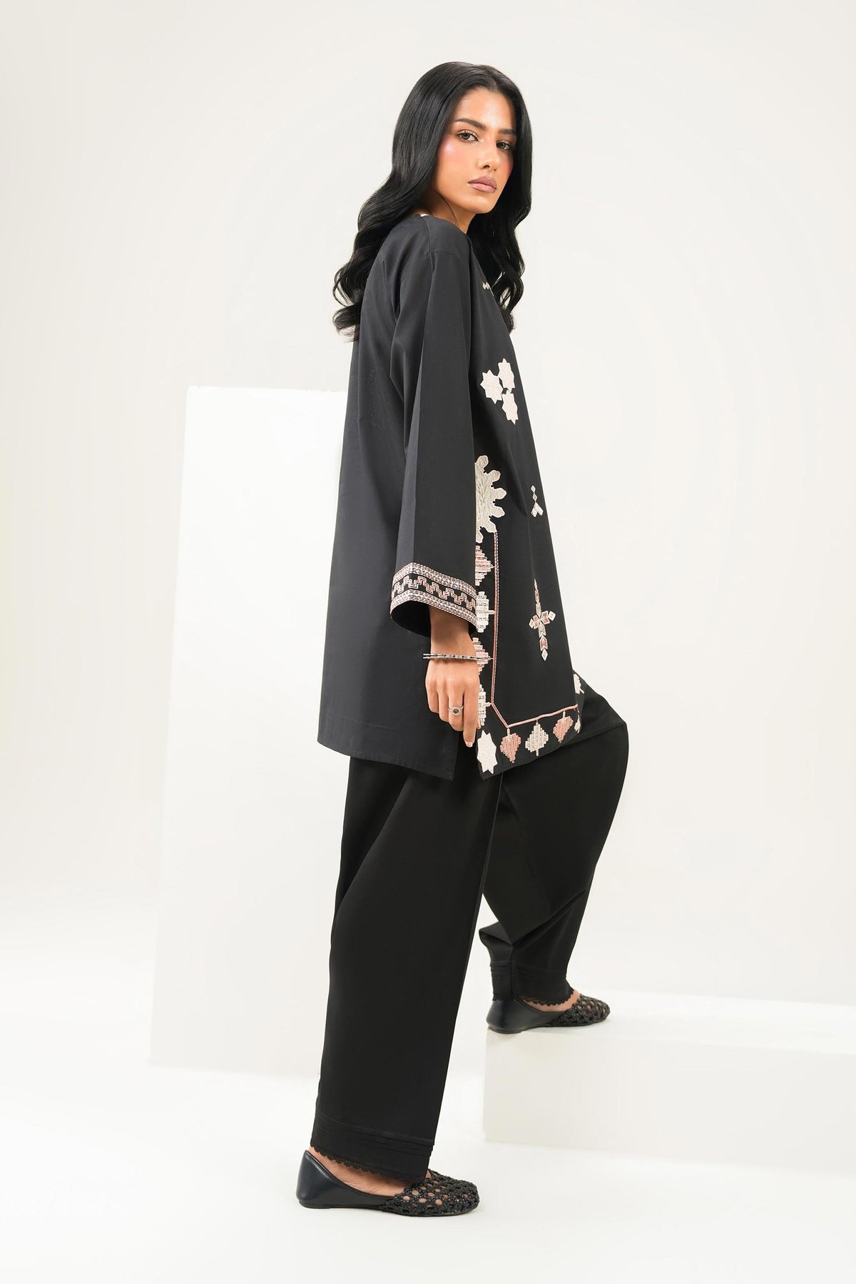 2 Piece - Embroidered Suit - PE26-450-for Women -  Pret Collection | Nishat UAE | Shop Online 