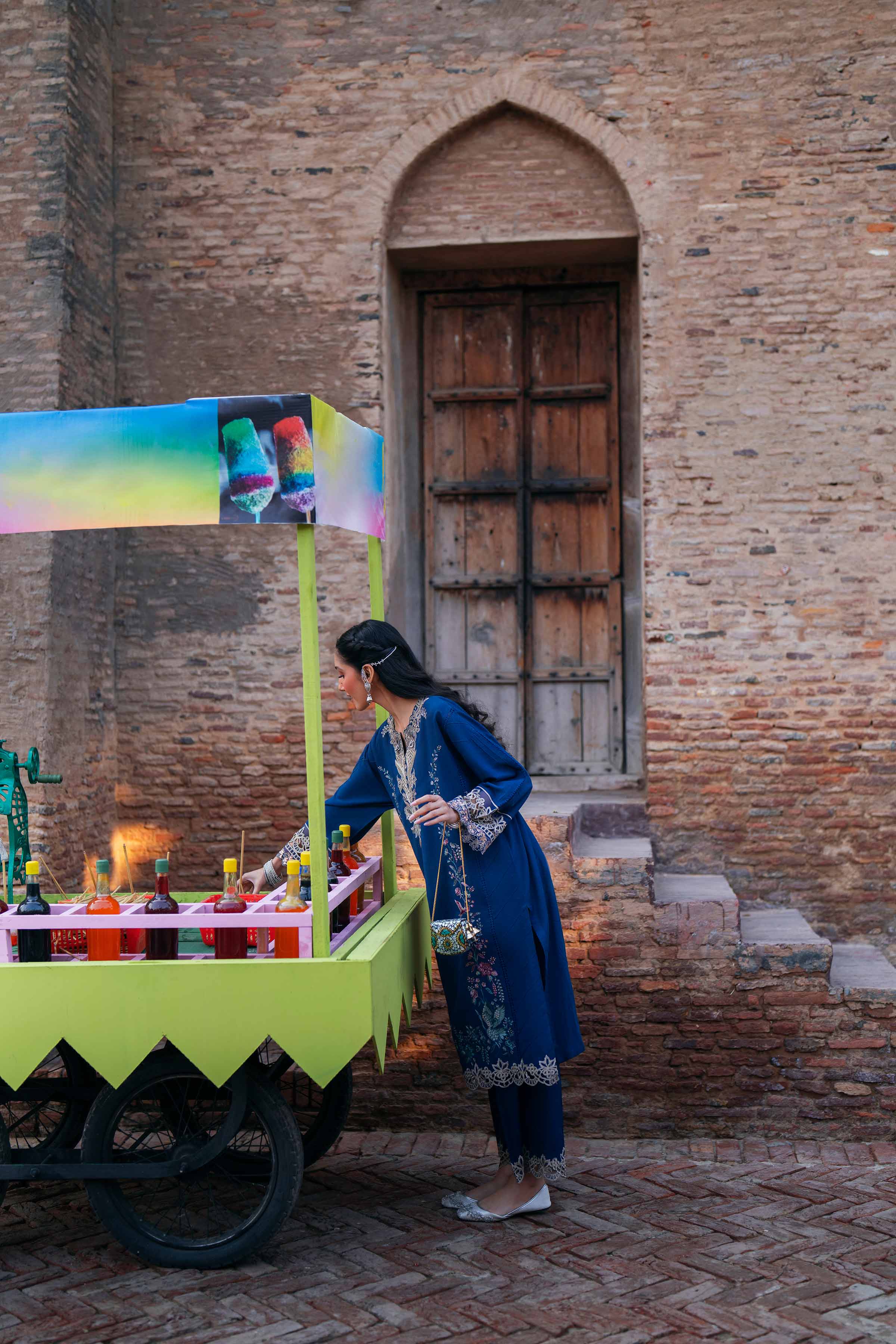 2 Piece - Embroidered Suit - PE26-47