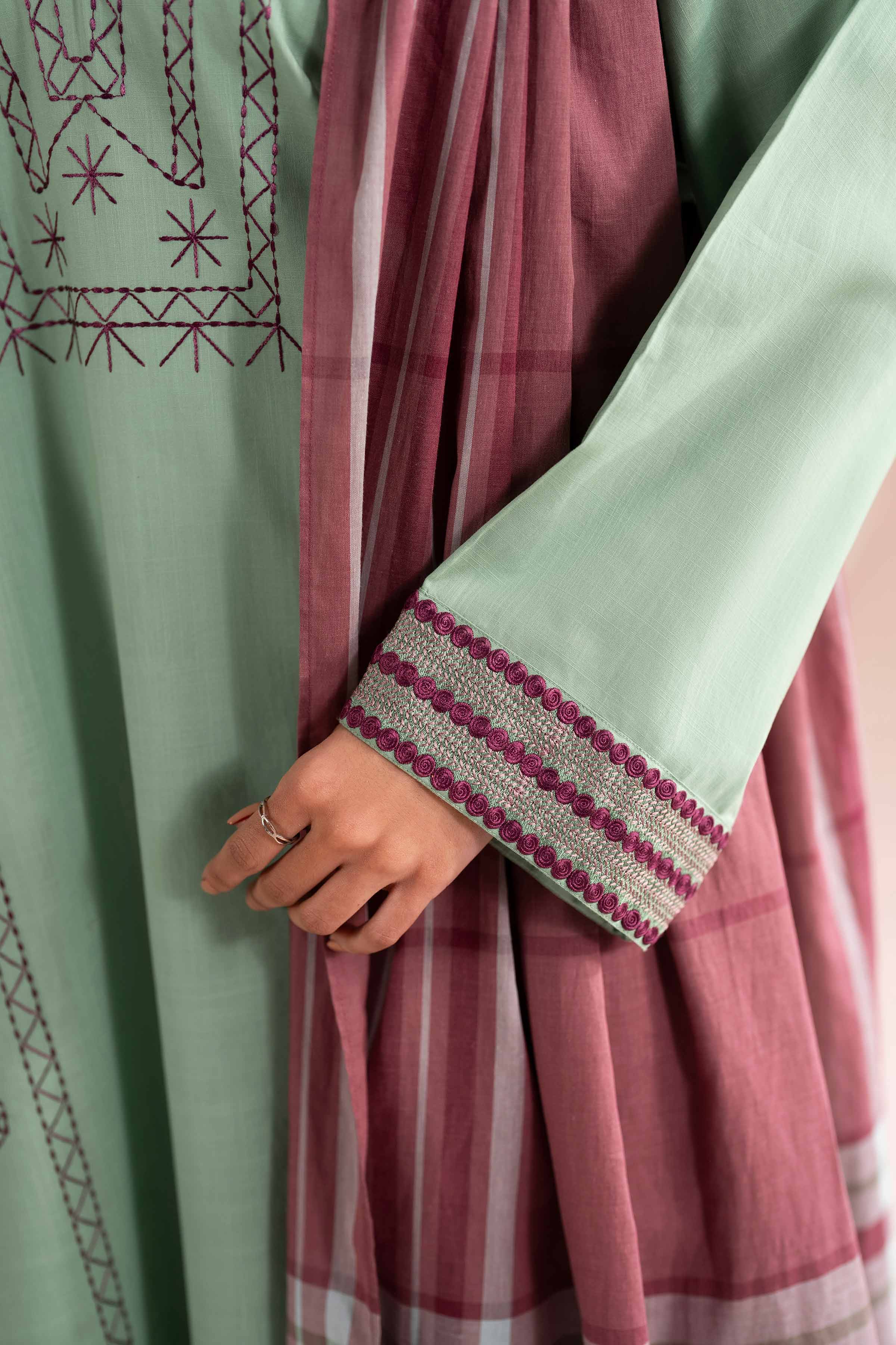 3 Piece - Embroidered Suit - PE26-79 Green Cross Hatch 3PC Embroidered READY TO WEAR