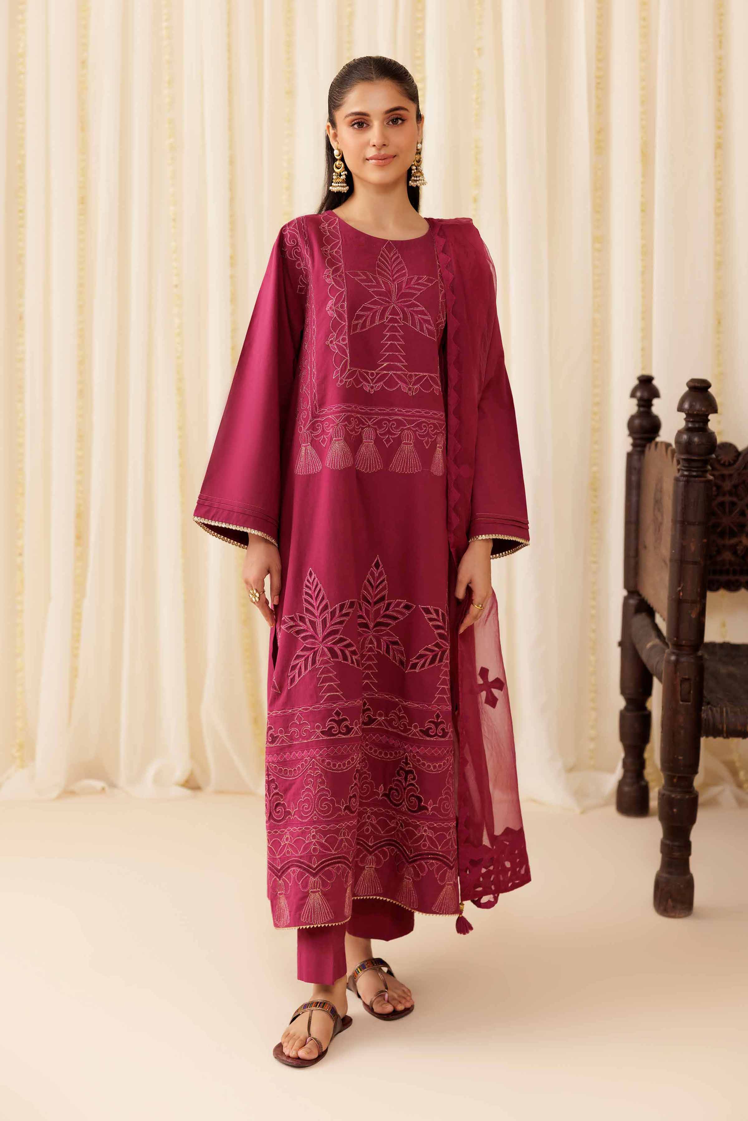 NISHATUAE - Purple Embroidered Cambric 3-piece Ready to wear Suit