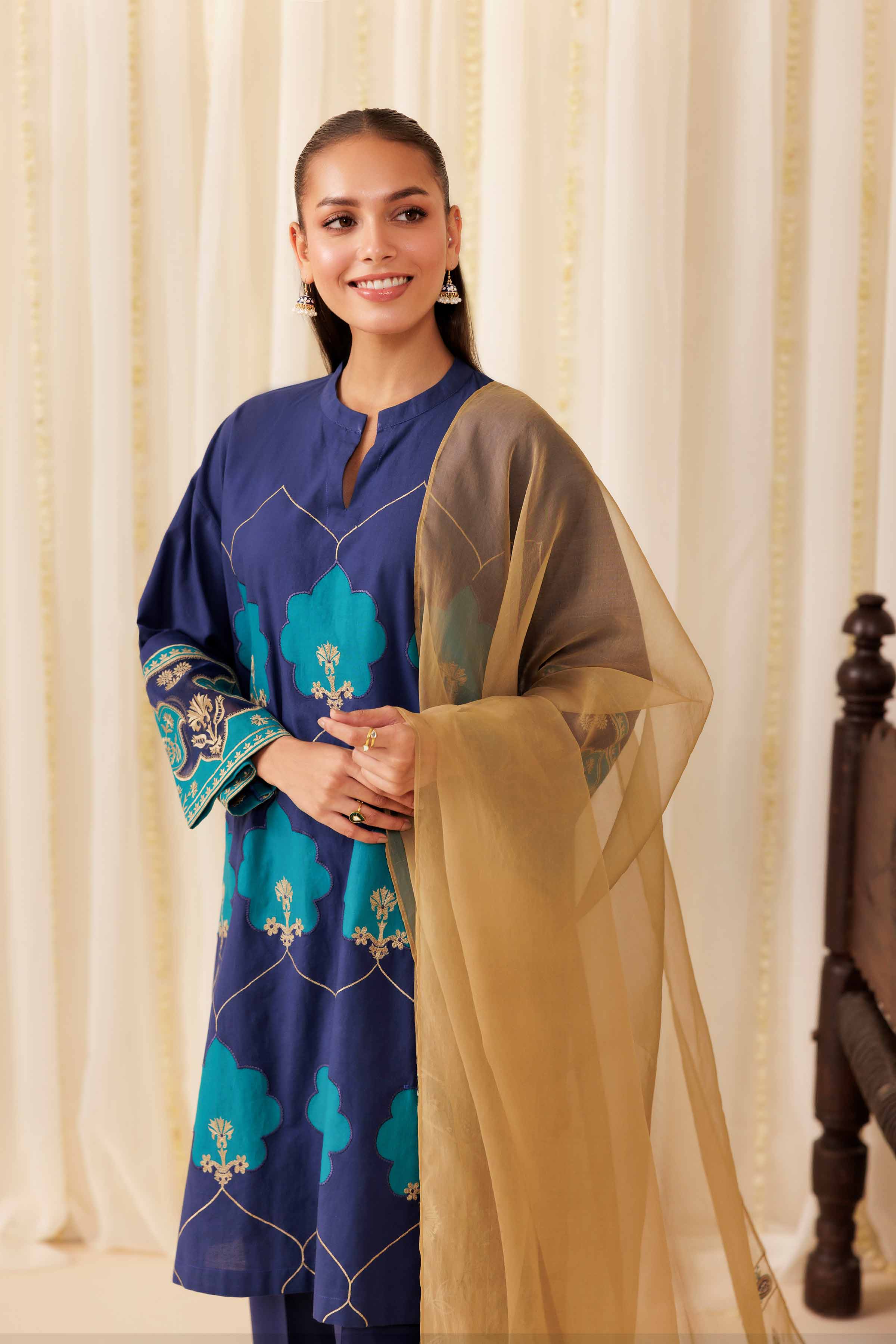 NISHATUAE - Blue Embroidered Cambric 3-piece Ready to wear Suit