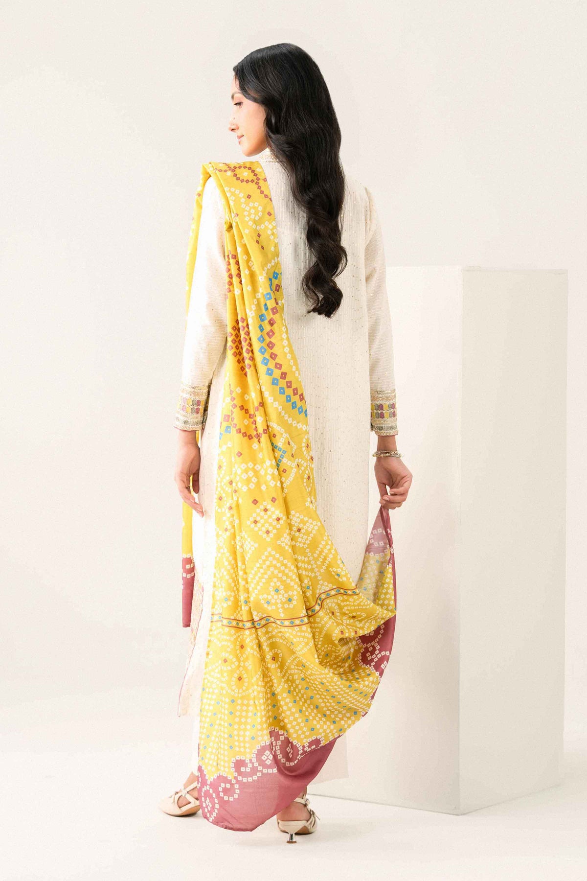 3 PIECE - PRINTED EMBROIDERED SUIT - PFE26-48 for Women - Pret Collection | Nishat UAE | Shop Online