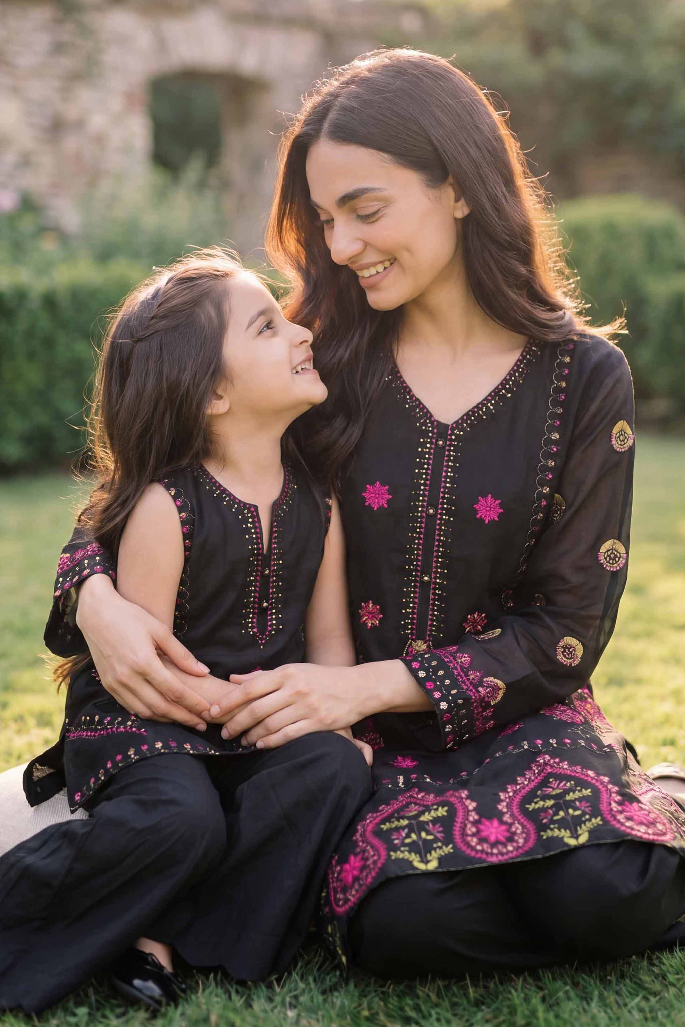 2 Piece - Embroidered Suit - PMD26-19 M