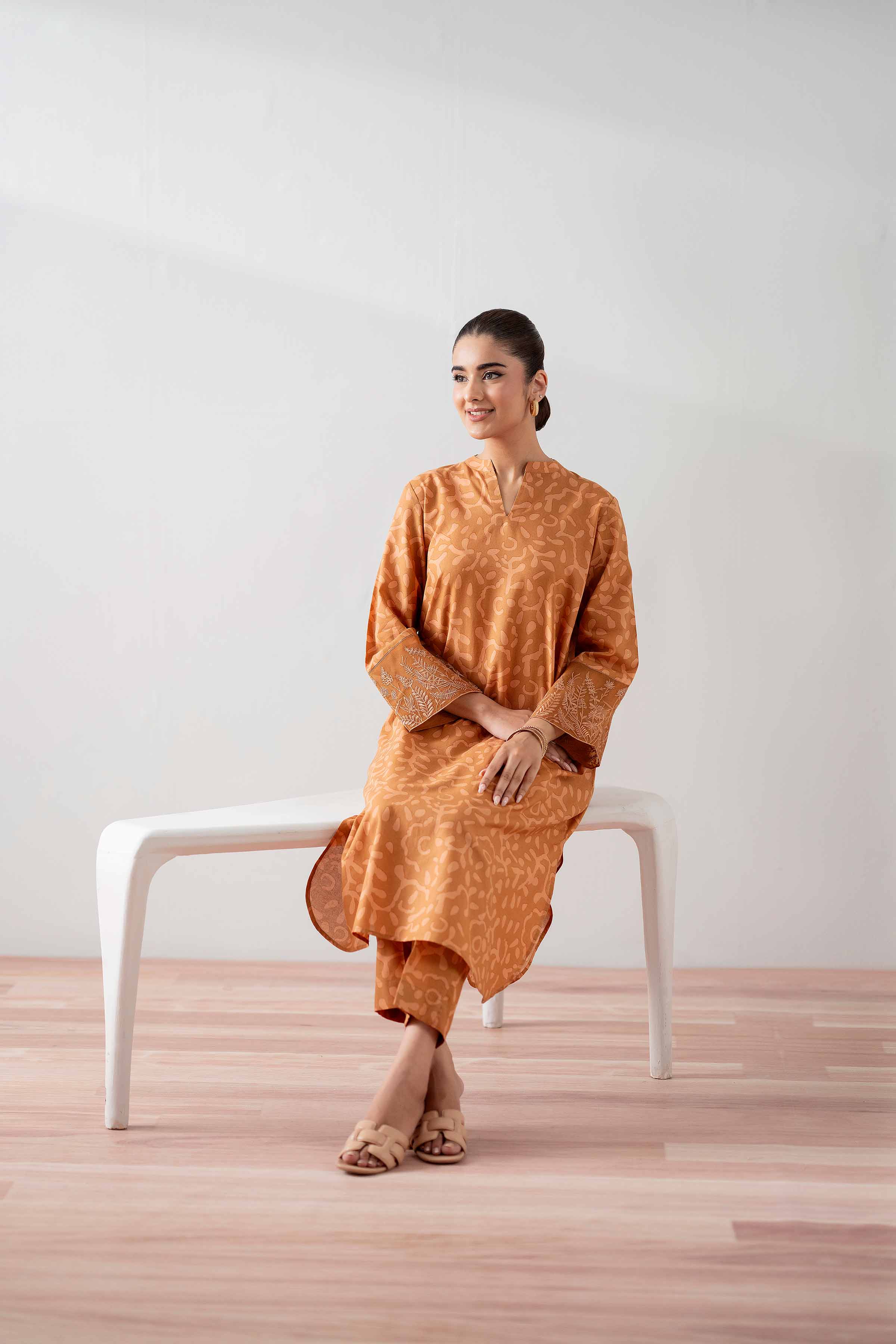 2 Piece - Printed Embroidered Suit - PS25-137