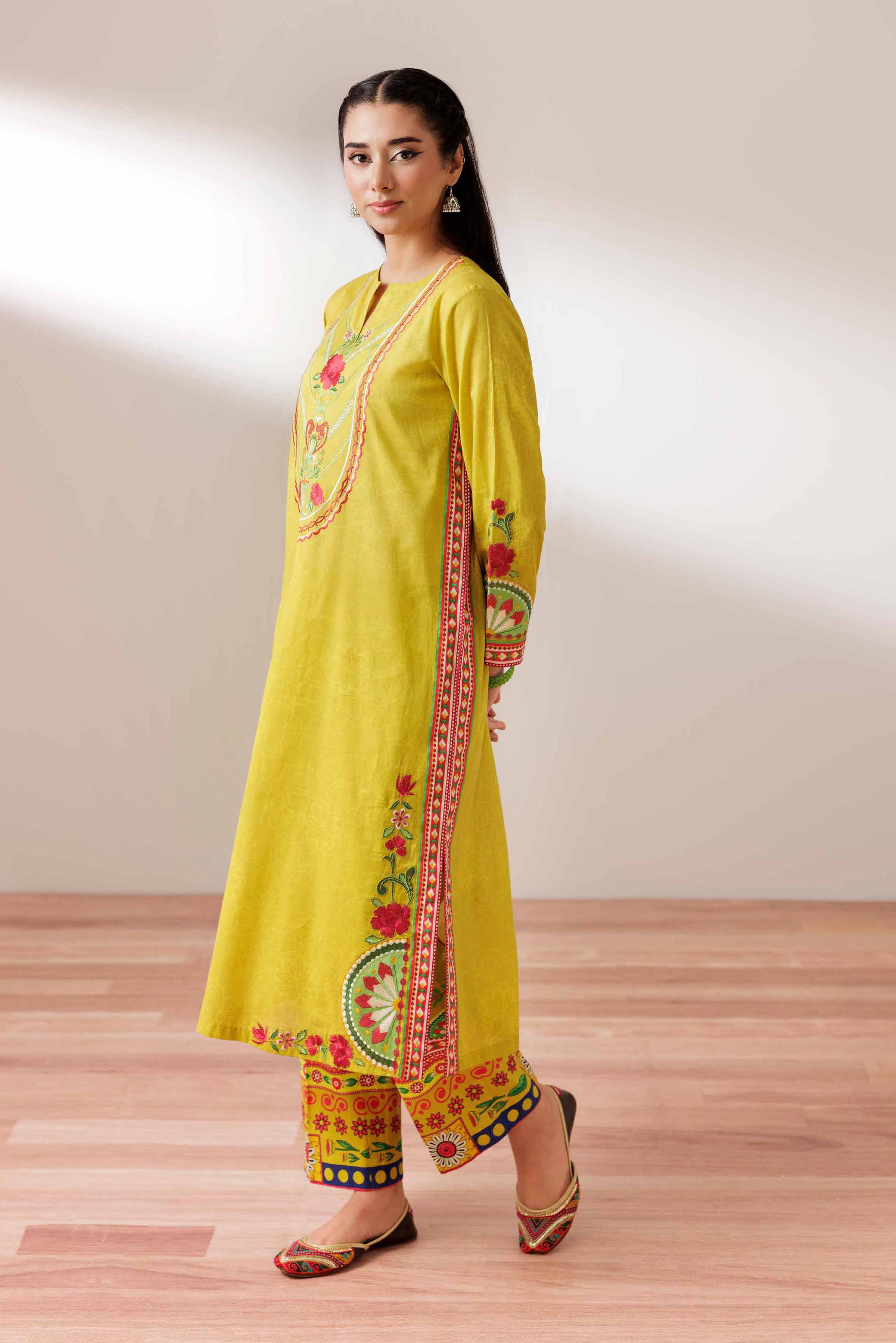 2 Piece - Printed Embroidered Suit - PS25-167