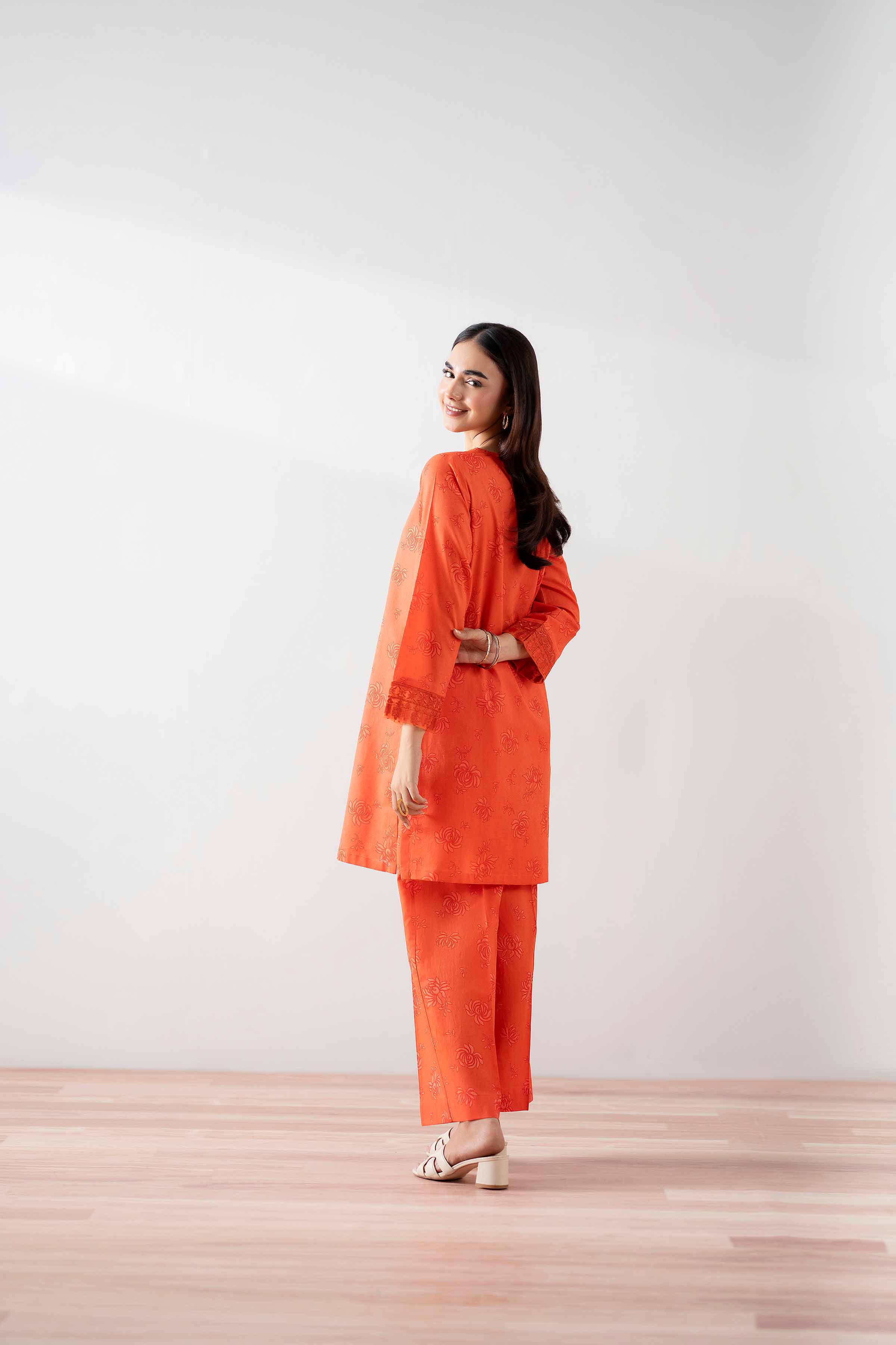 2 Piece - Printed Embroidered Suit - PS25-170