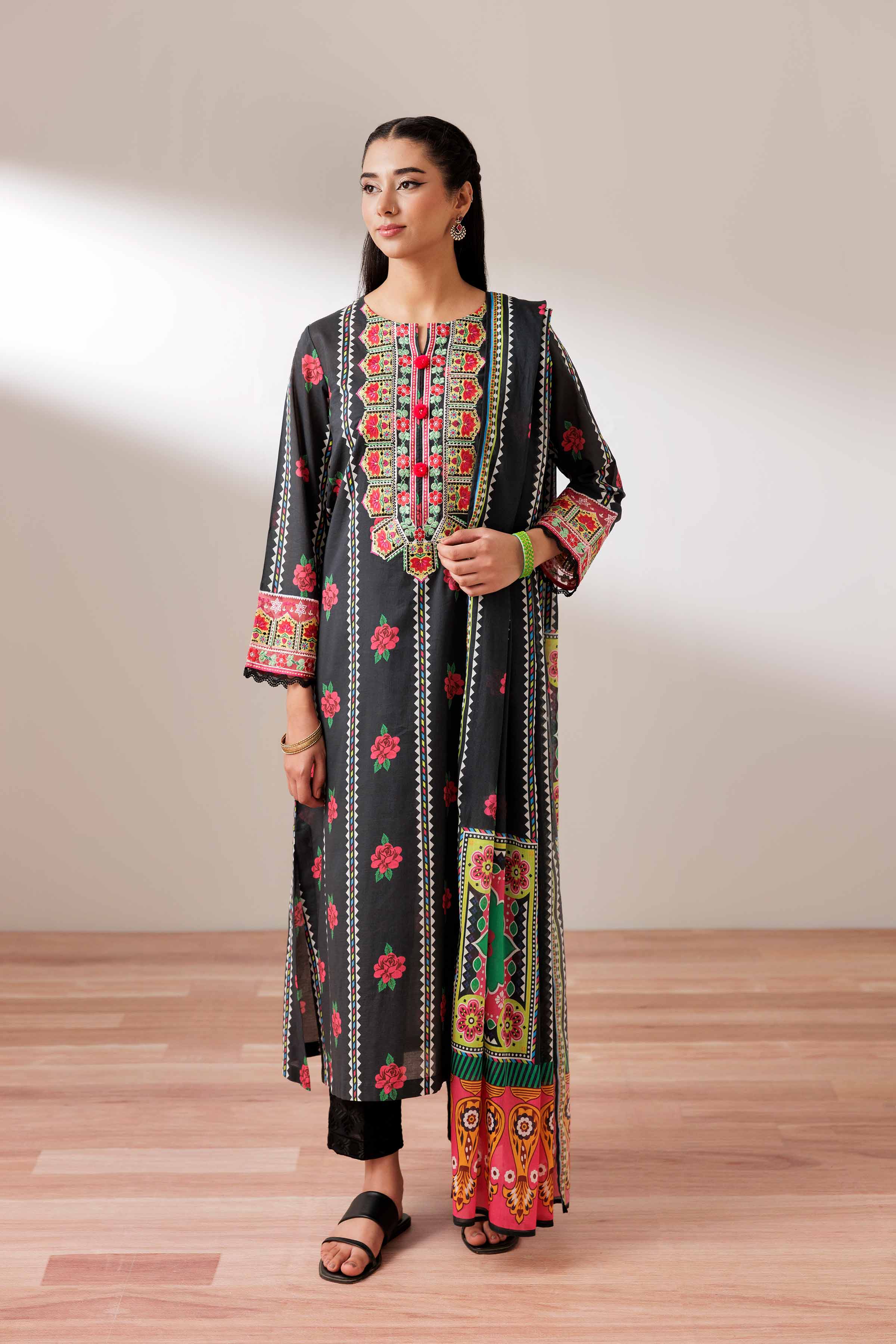NISHATUAE - Black Embroidered Lawn 2-piece Ready to wear Dress