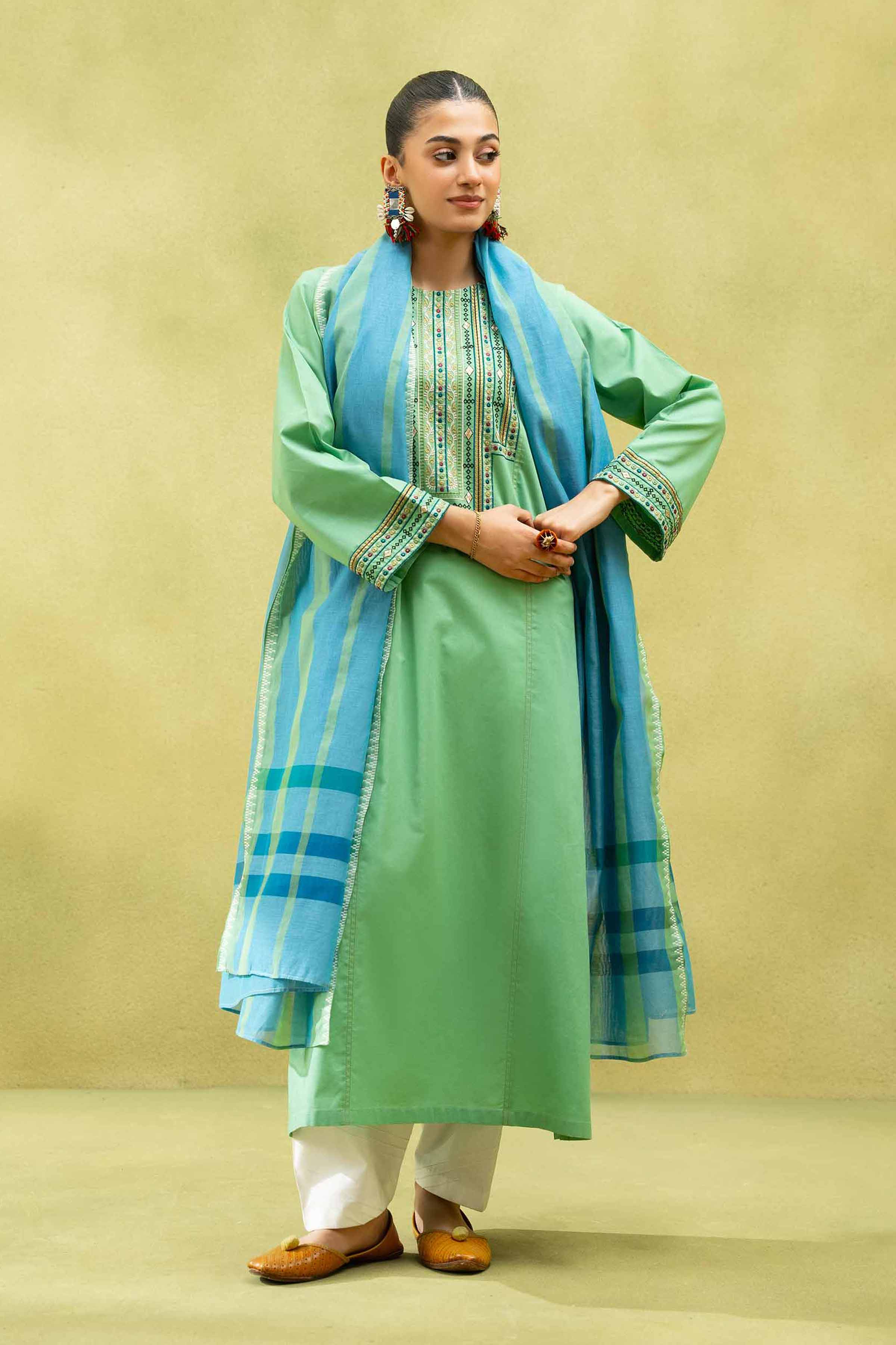 2 Piece - Embroidered Suit - PS25-92