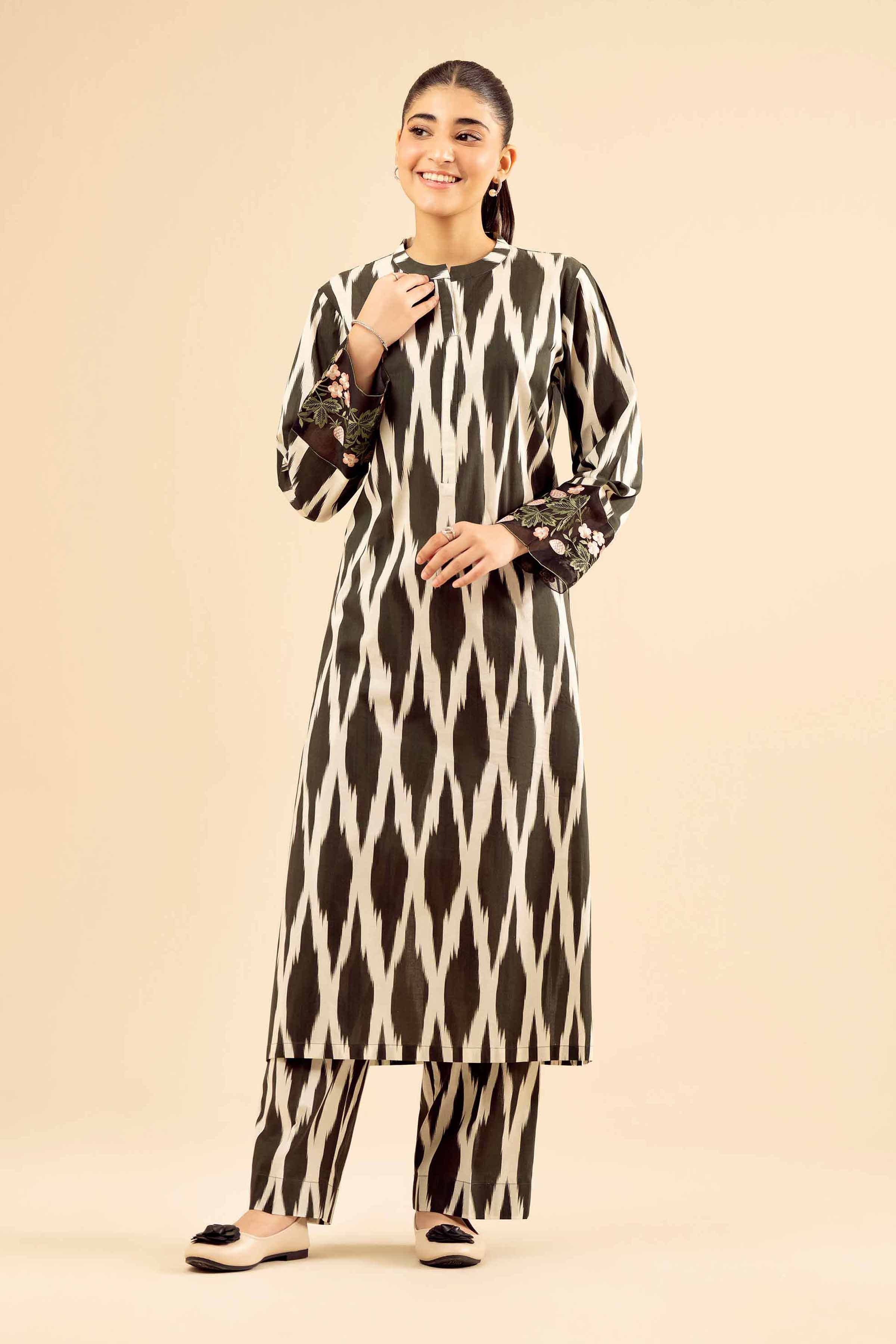 NISHATUAE - Black Embroidered Cambric 2-piece Ready to wear Dress