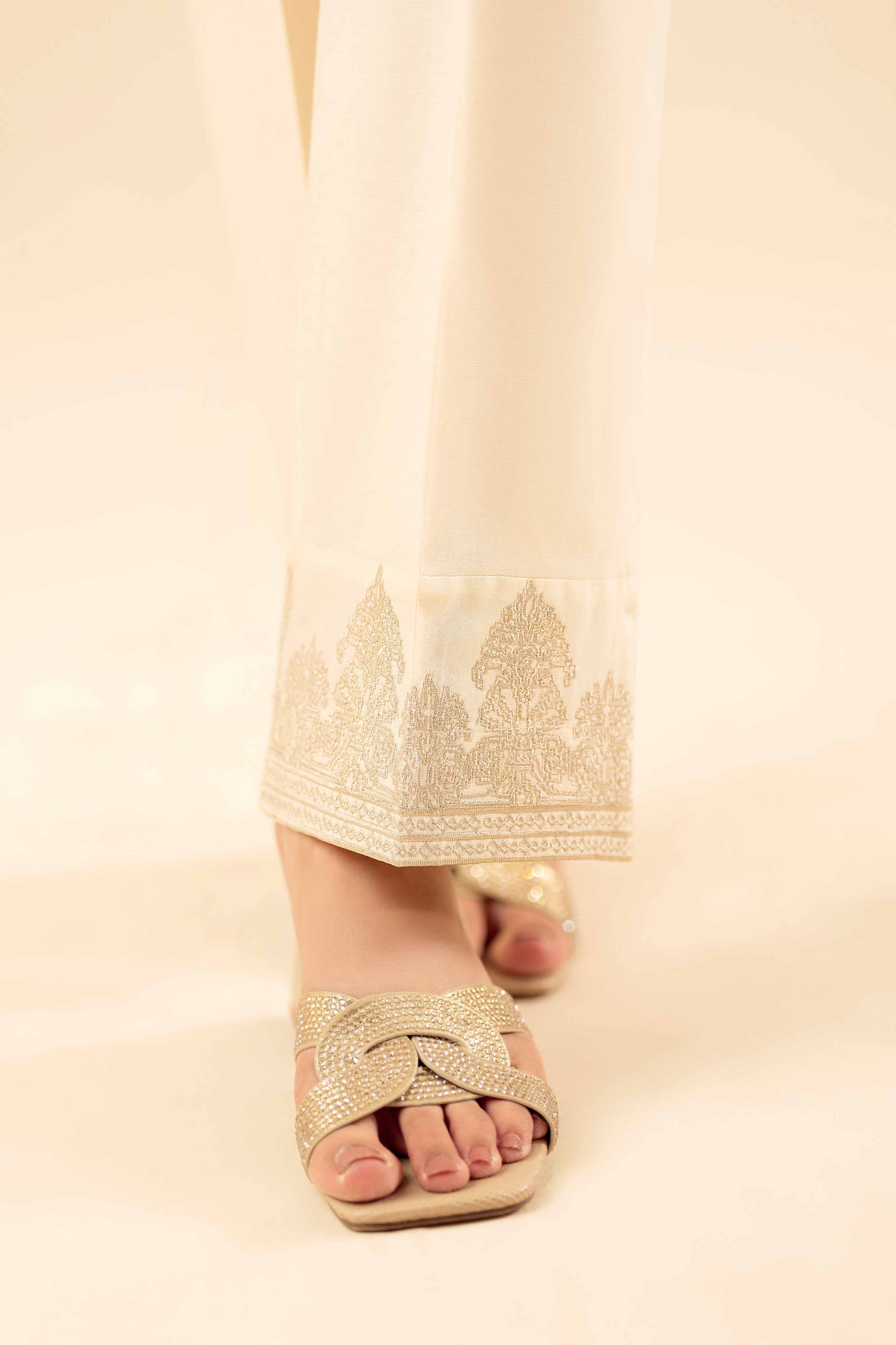 NISHATUAE - Off White Embroidered Cambric Ready to wear Trousers
