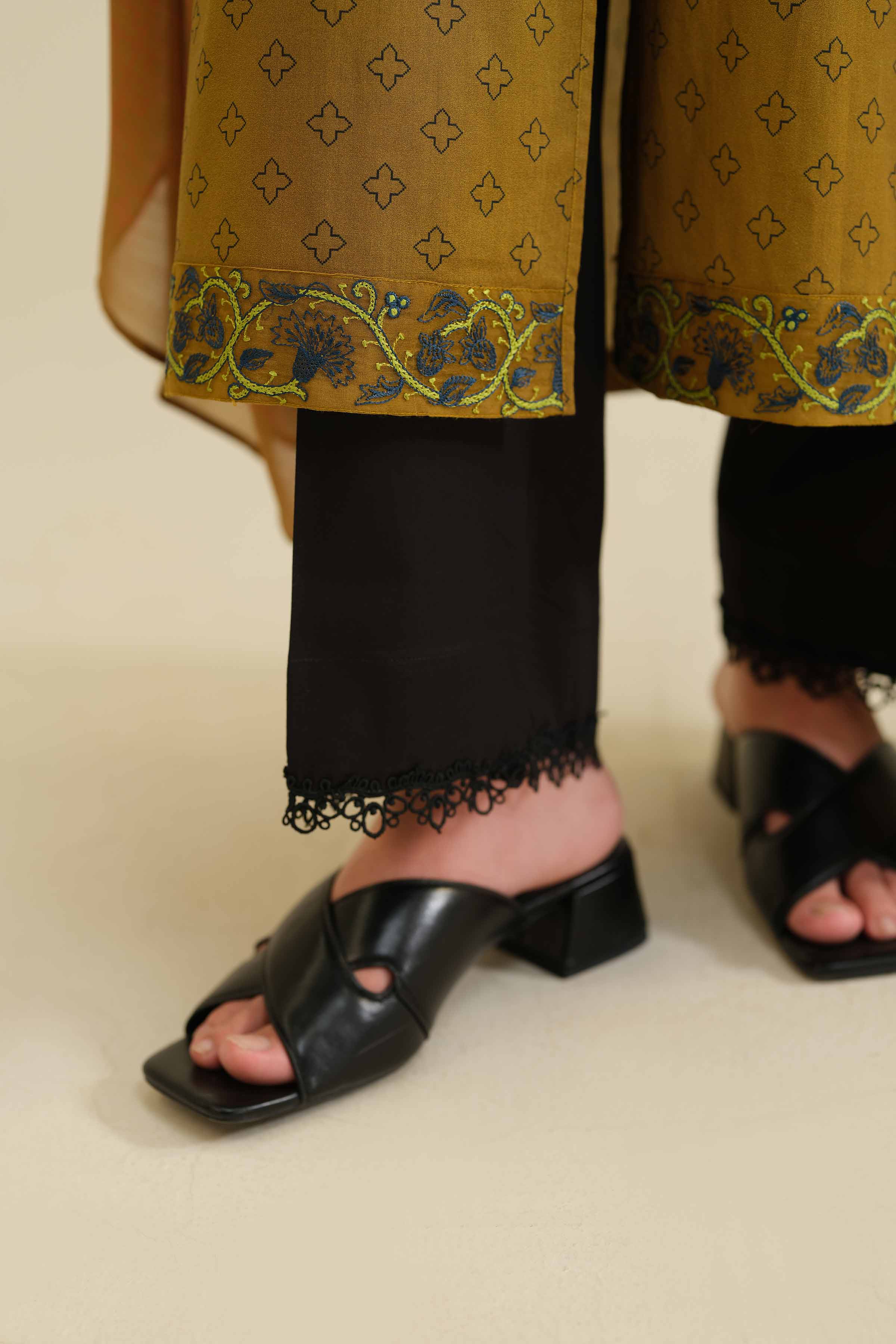 NISHATUAE - Black Solids Cambric Ready to wear Trousers