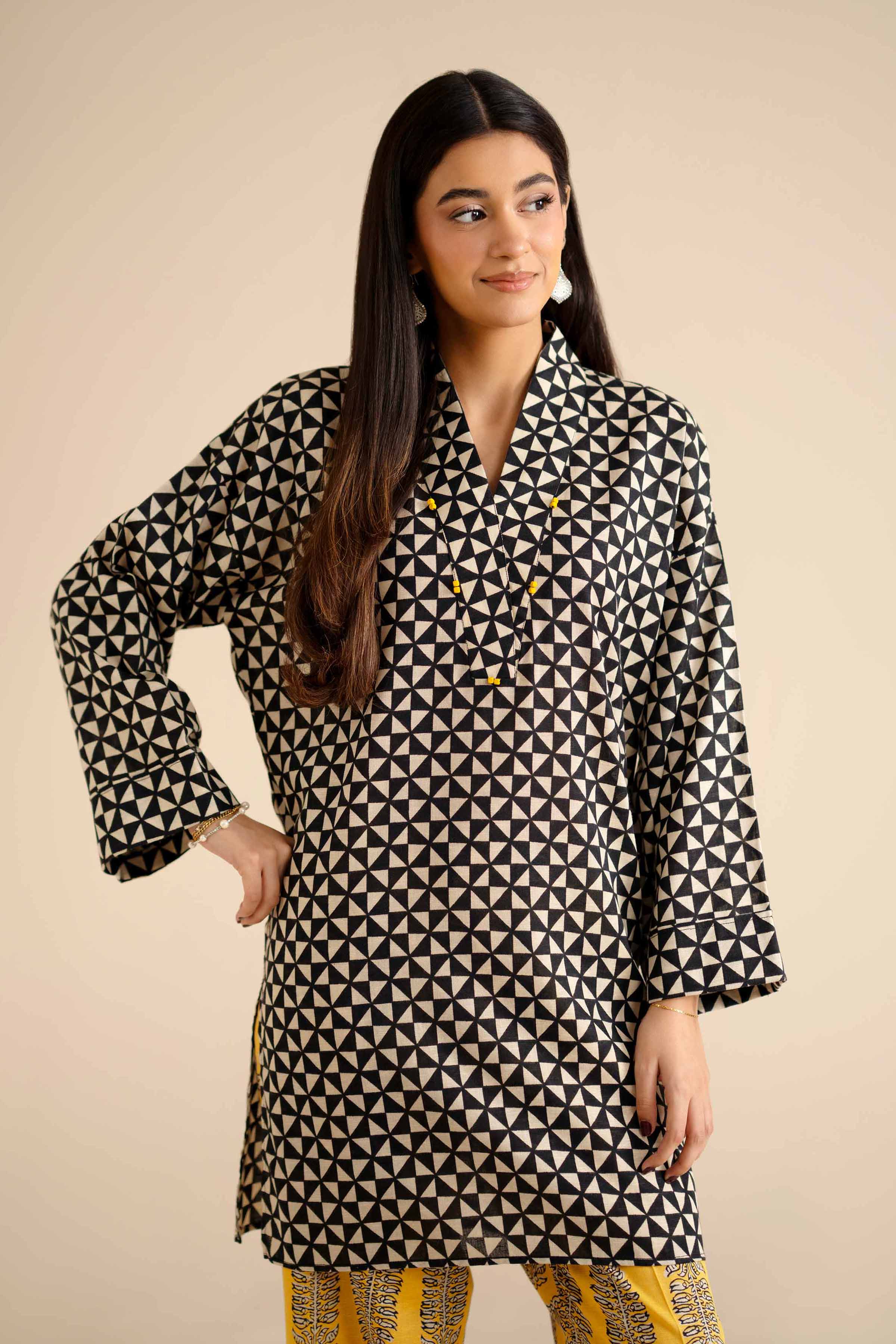 NISHATUAE - Black Solids Karandi 2-piece Ready to wear Dress