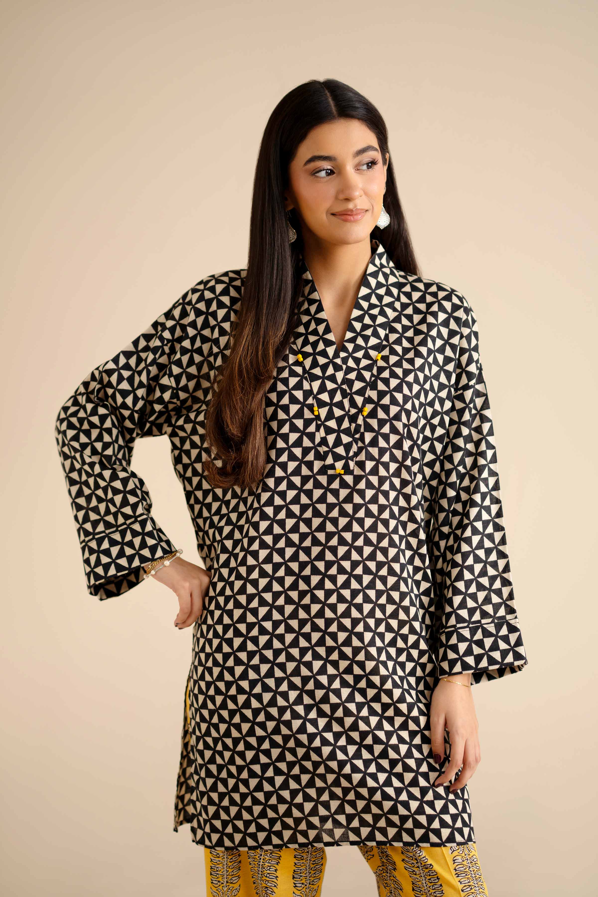 NISHATUAE - Black Solids Karandi 2-piece Ready to wear Dress