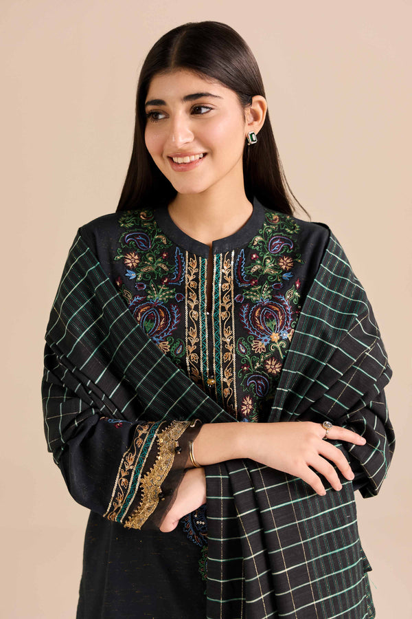 NISHATUAE - Black Embroidered Slub 2-piece Ready to wear Dress