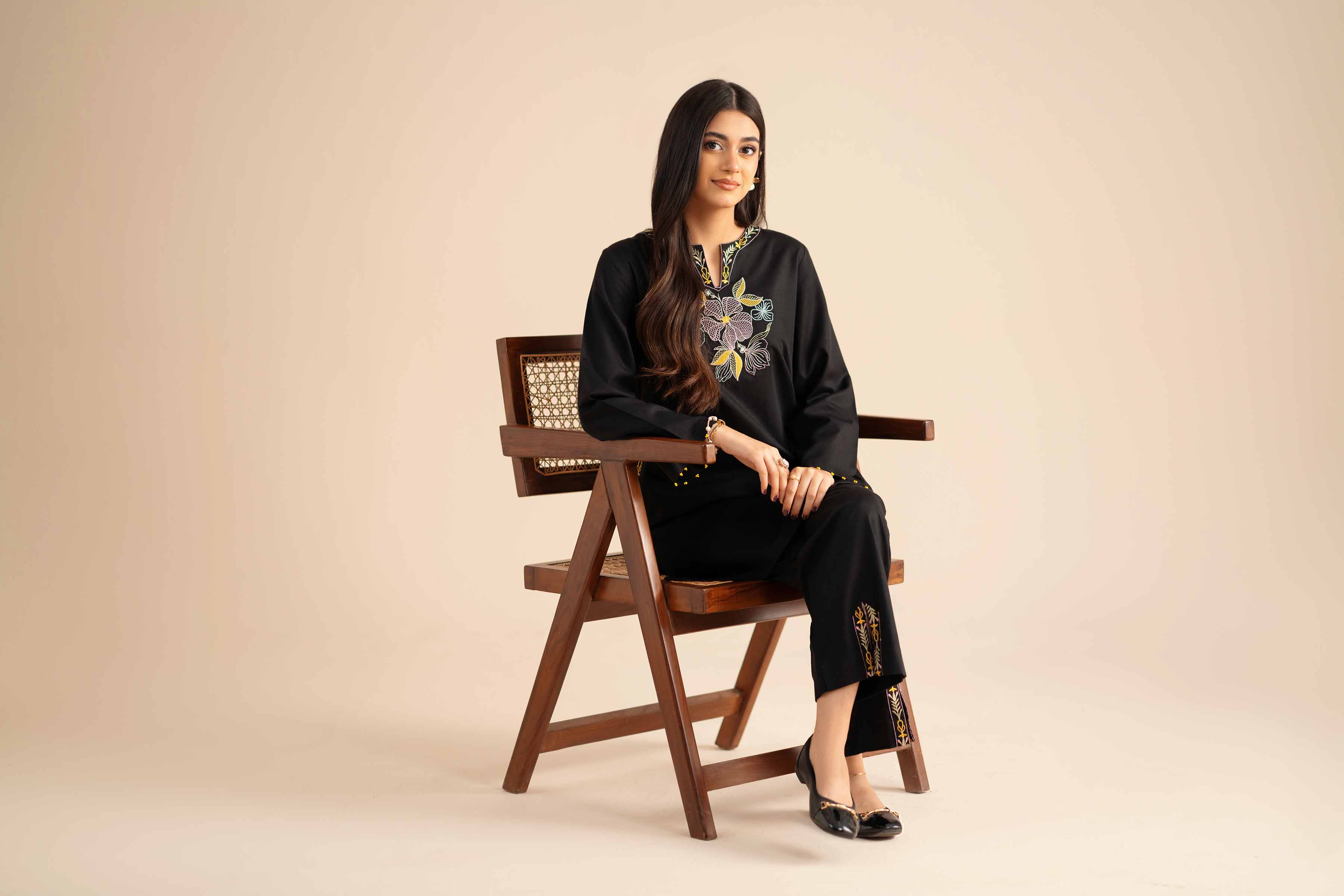 NISHATUAE - Black Embroidered Karandi 2-piece Ready to wear Dress