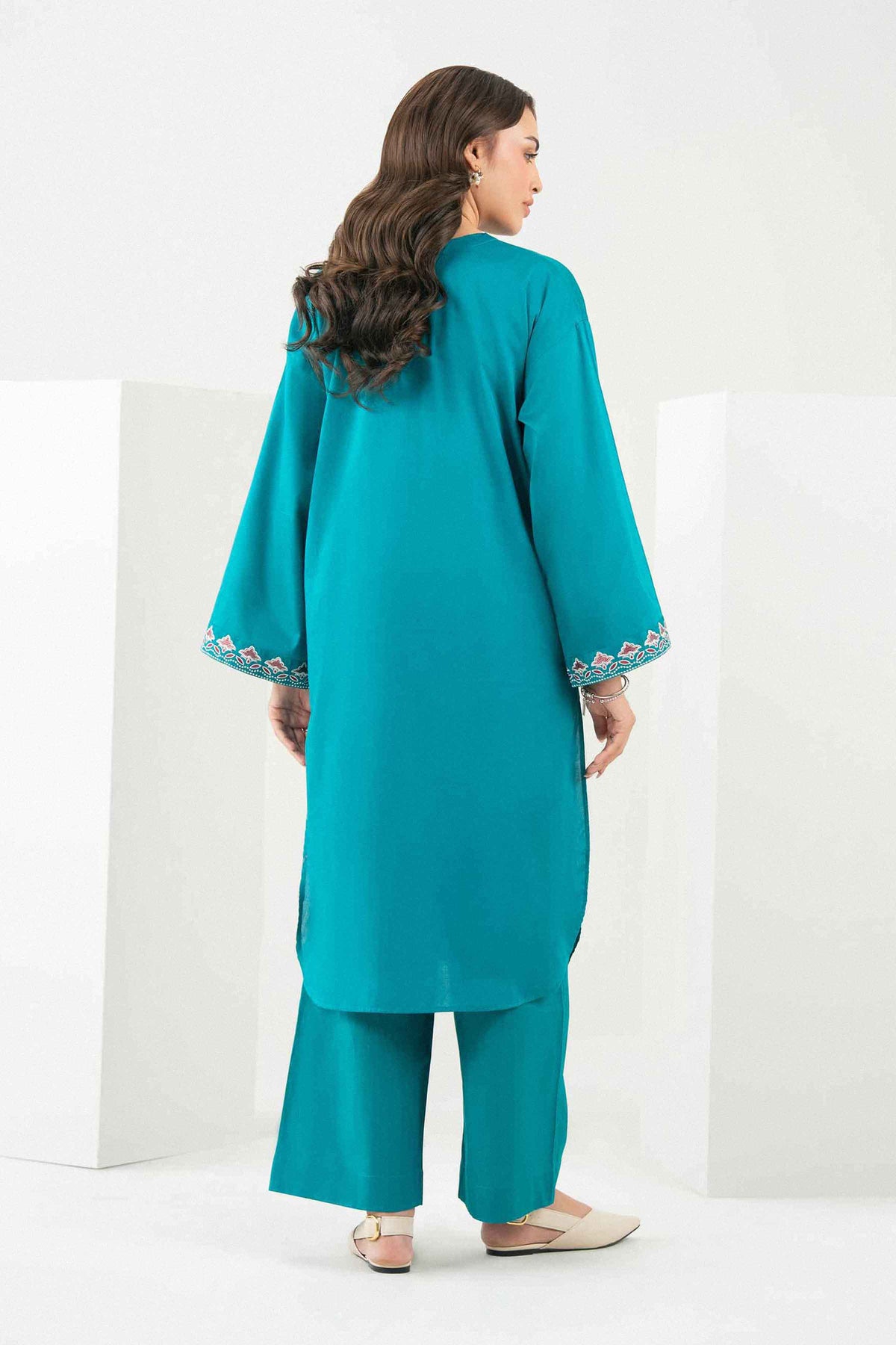2 Piece - Embroidered Suit - PW25-392-for Women -  Pret Collection | Nishat UAE | Shop Online 