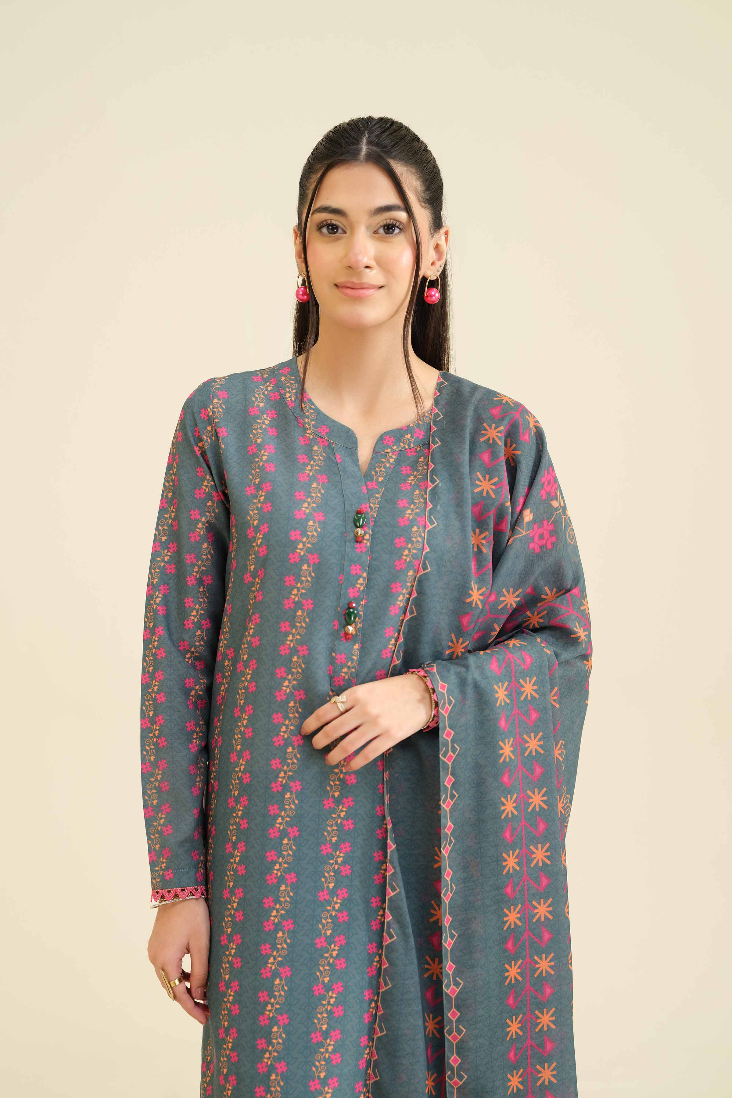 NISHATUAE - Green Printed Lawn 3-piece Ready to wear Suit
